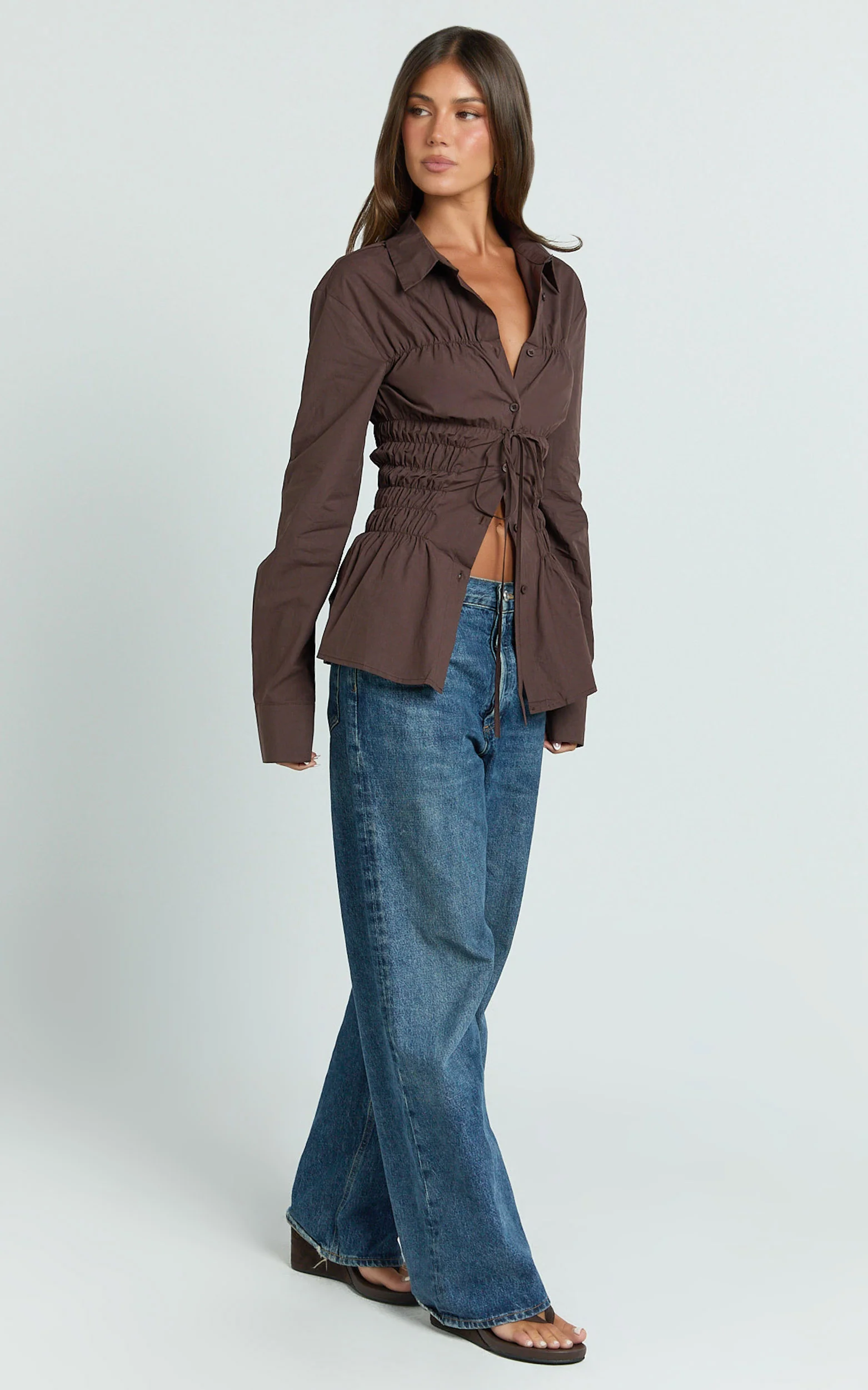 Cody Shirt - Ruched Detail Scrunch Shirt in Chocolate