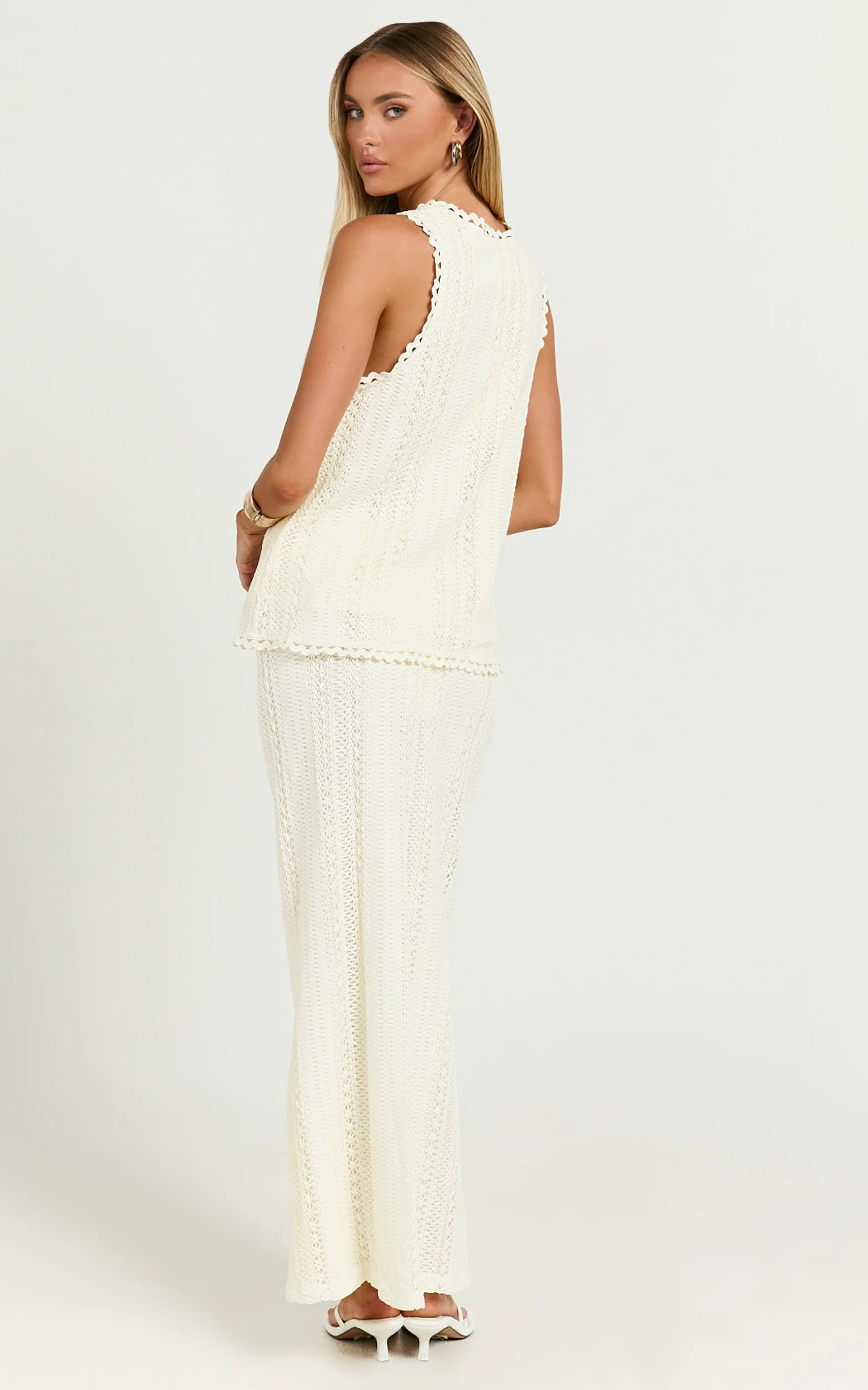 Mercedes Top - Crochet Tie Front Vest in Cream
