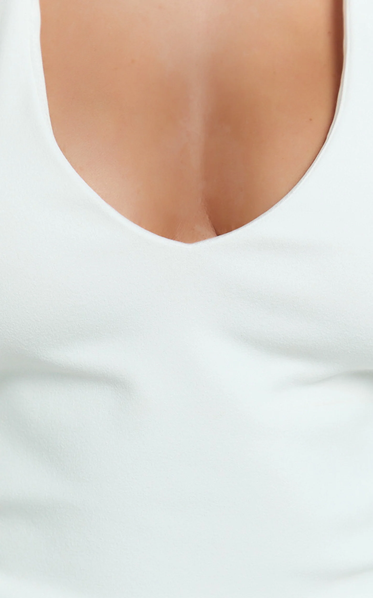 Rachel Top - Halter Fitted Top in Ivory