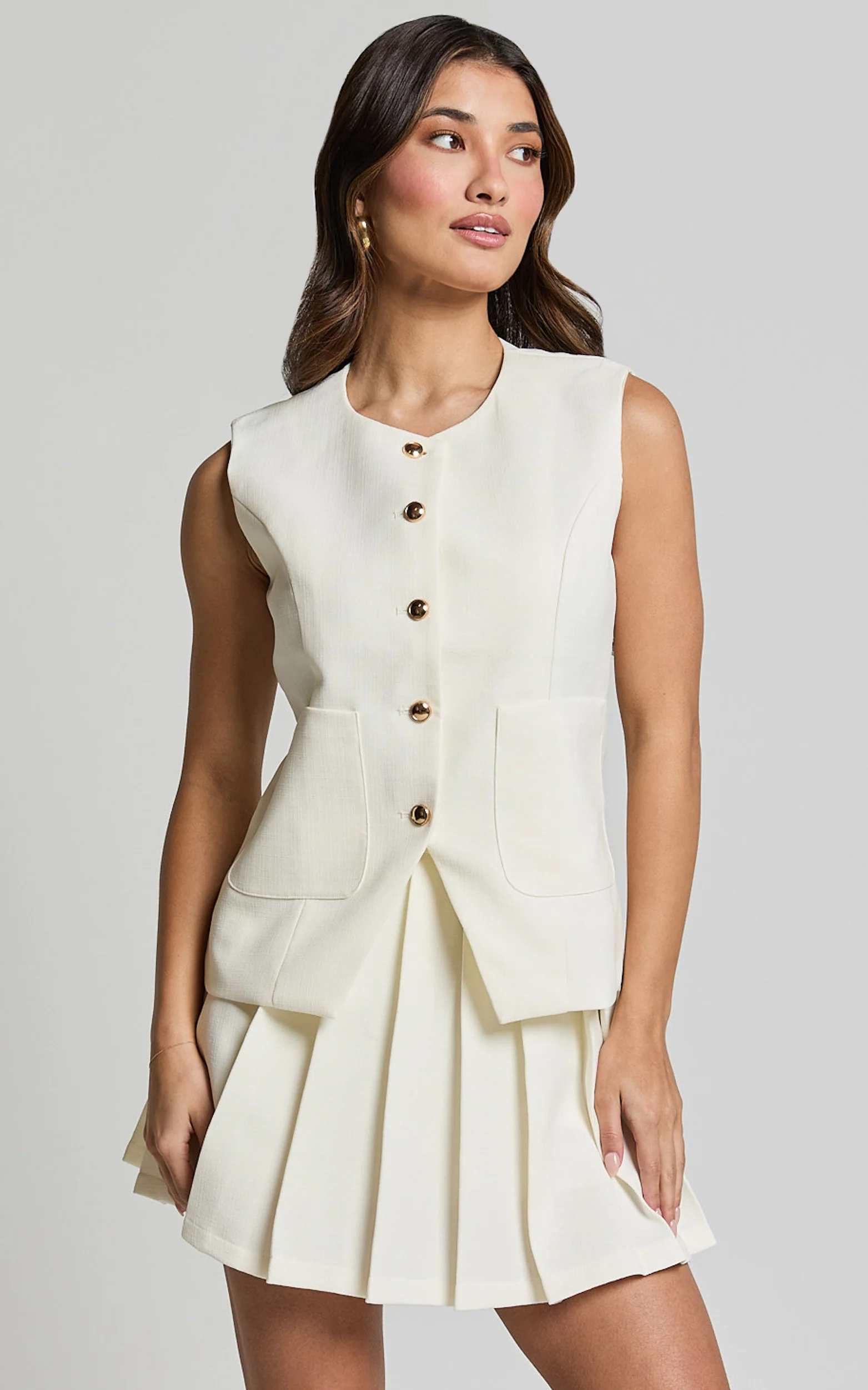 Tyla Top - Scoop Neck Pocket Hardware Detail Button Up Vest in White