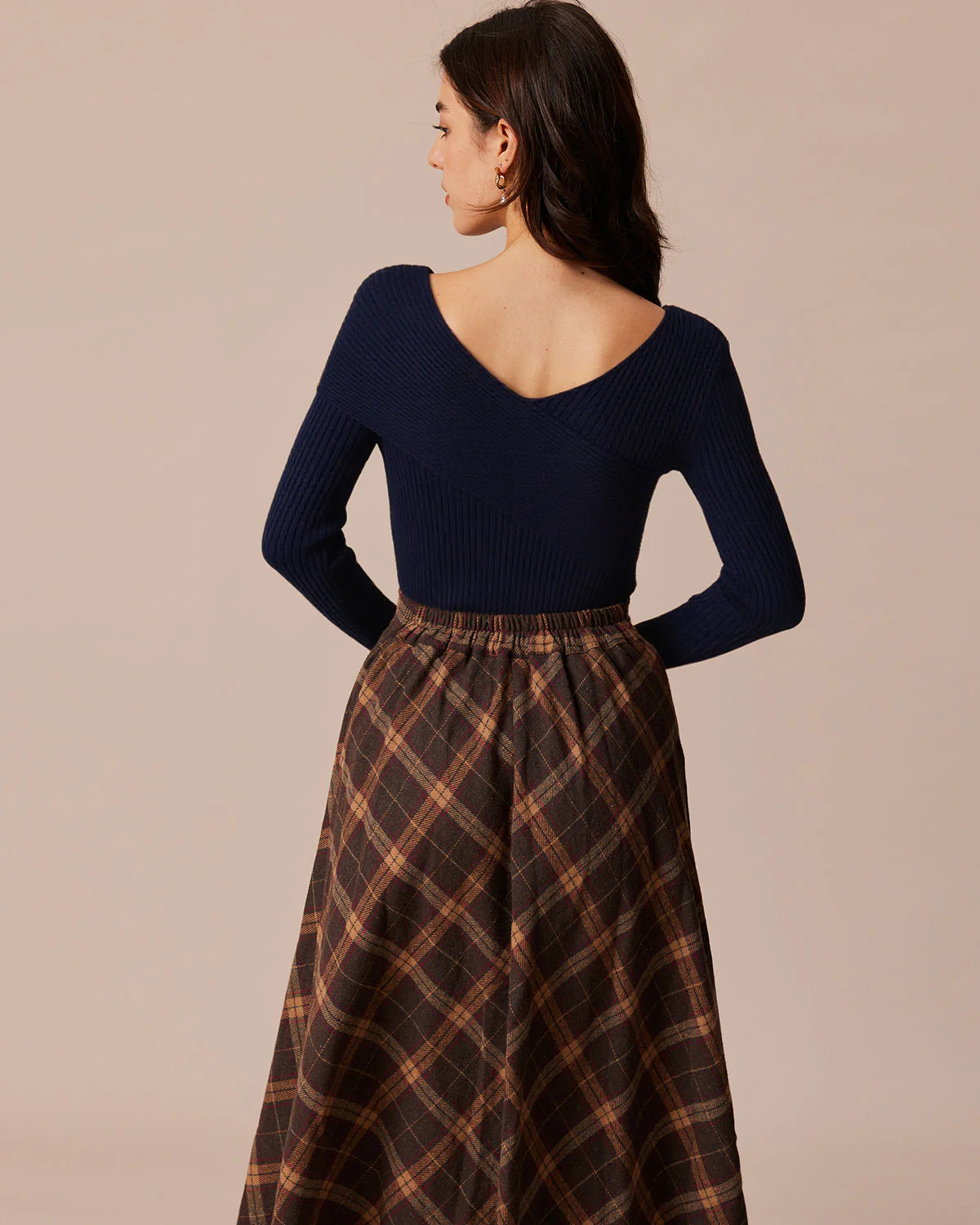 Navy V Neck Ribbed Knit Tee