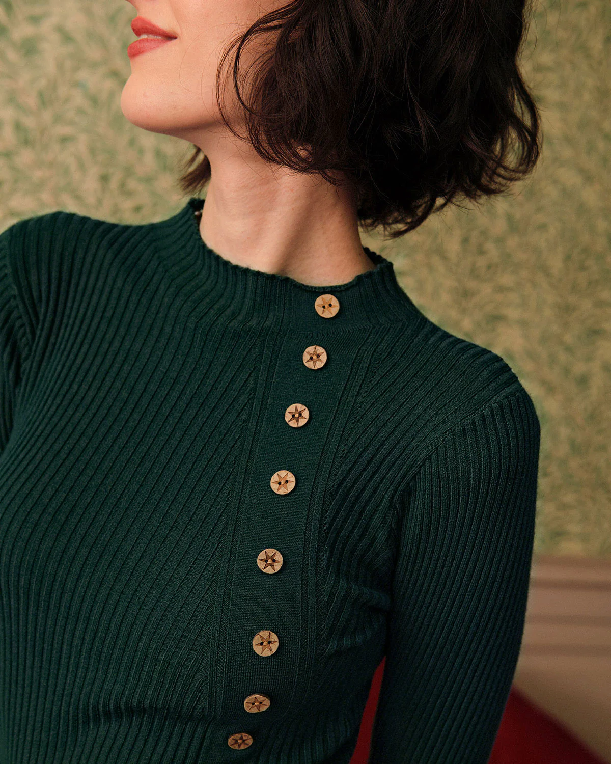 Green Mock Neck Ribbed Knit Tee