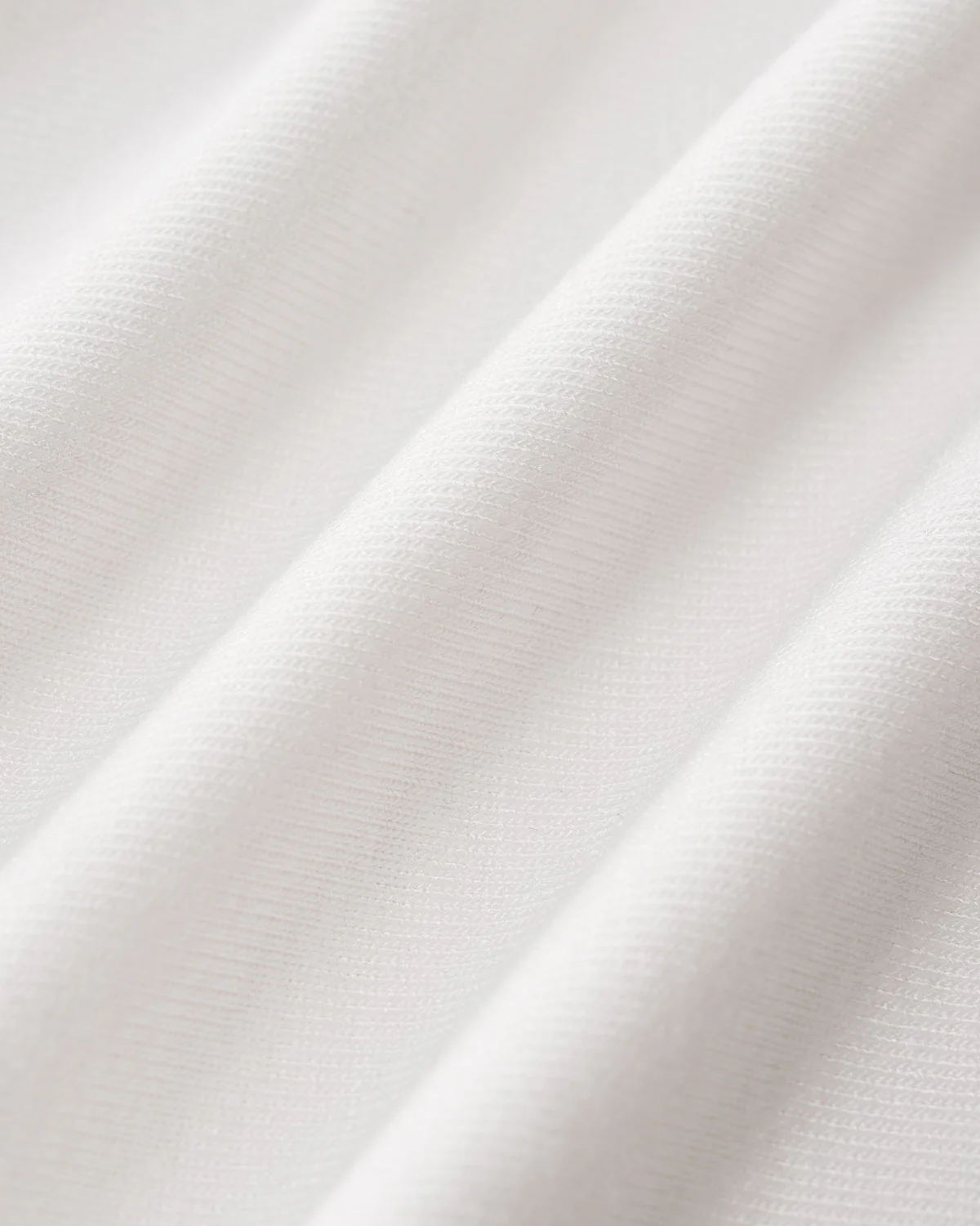 White Round Neck Knit Slim Tee