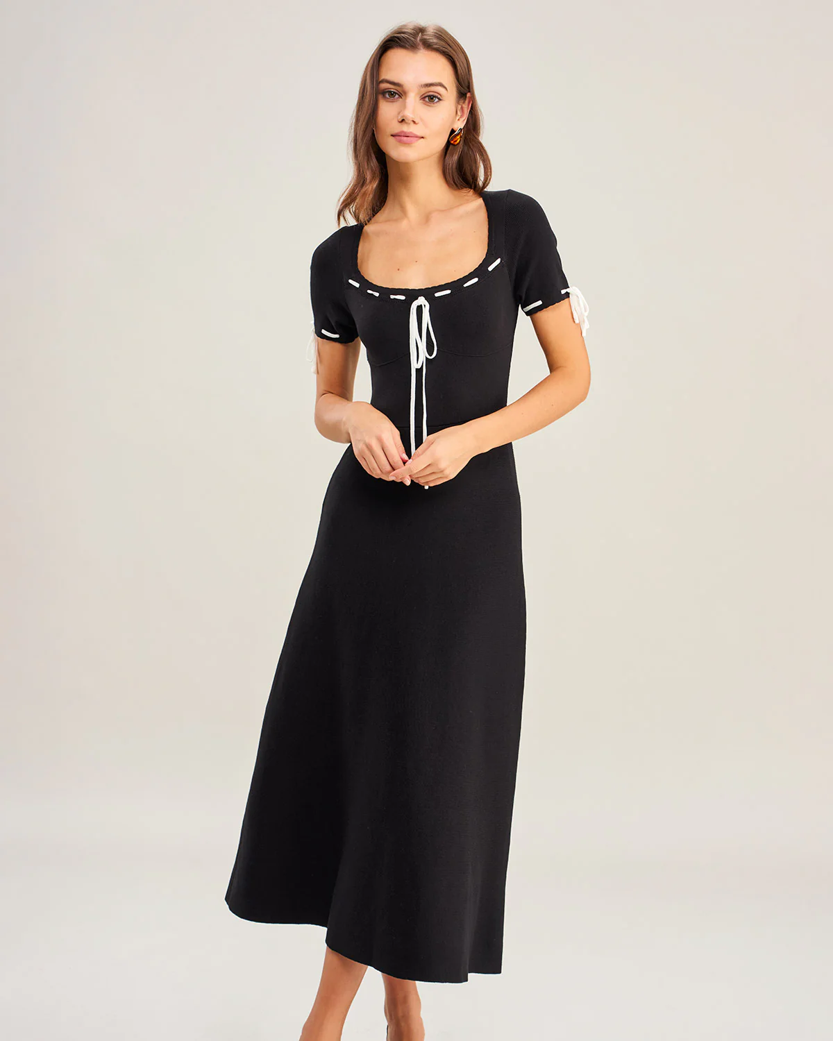Black Contrasting A-Line Elegant Sweater Dress