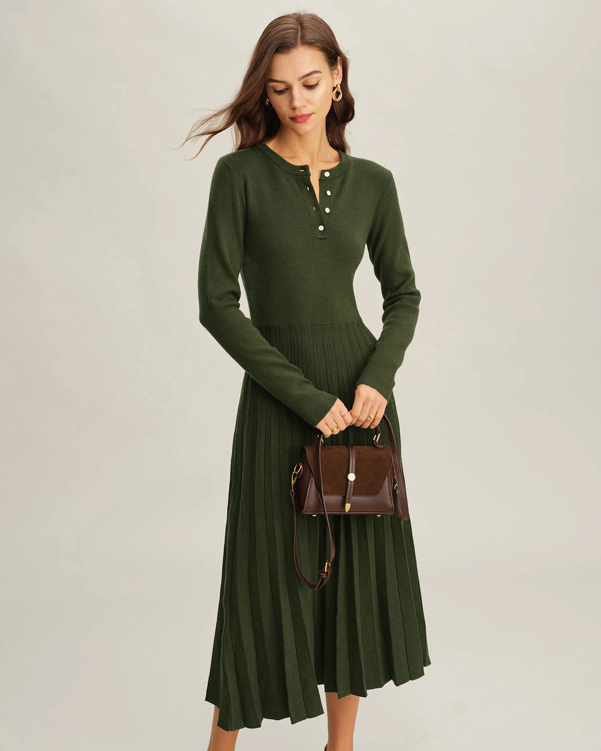 Green Round Neck Pleated Sweater Dress