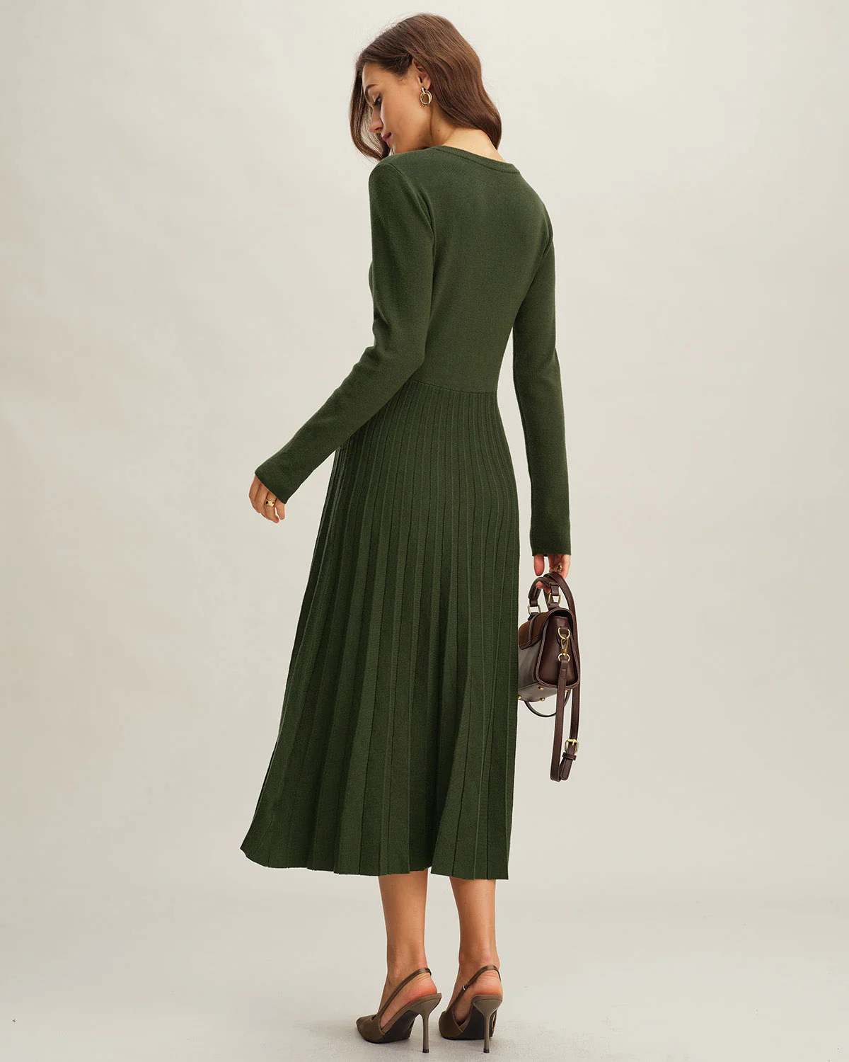 Green Round Neck Pleated Sweater Dress