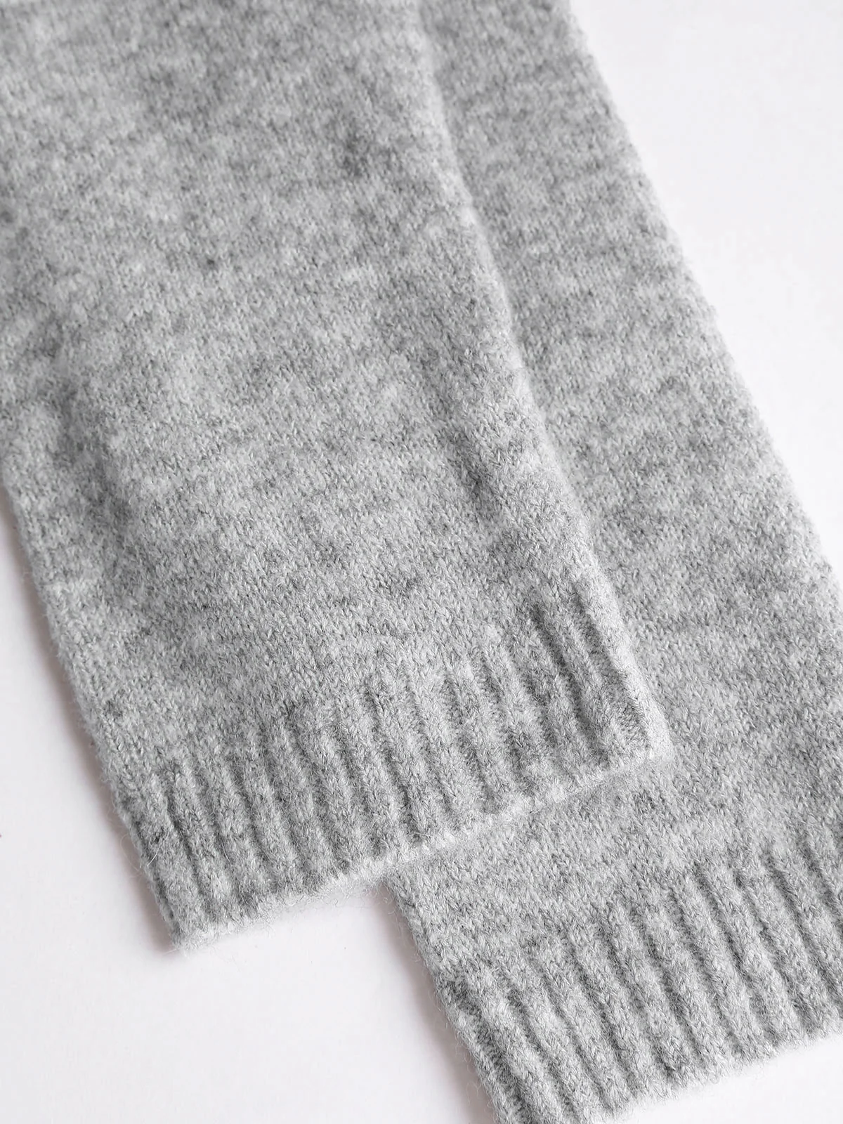 Grey Round Neck Ribbed Knit Cardigan