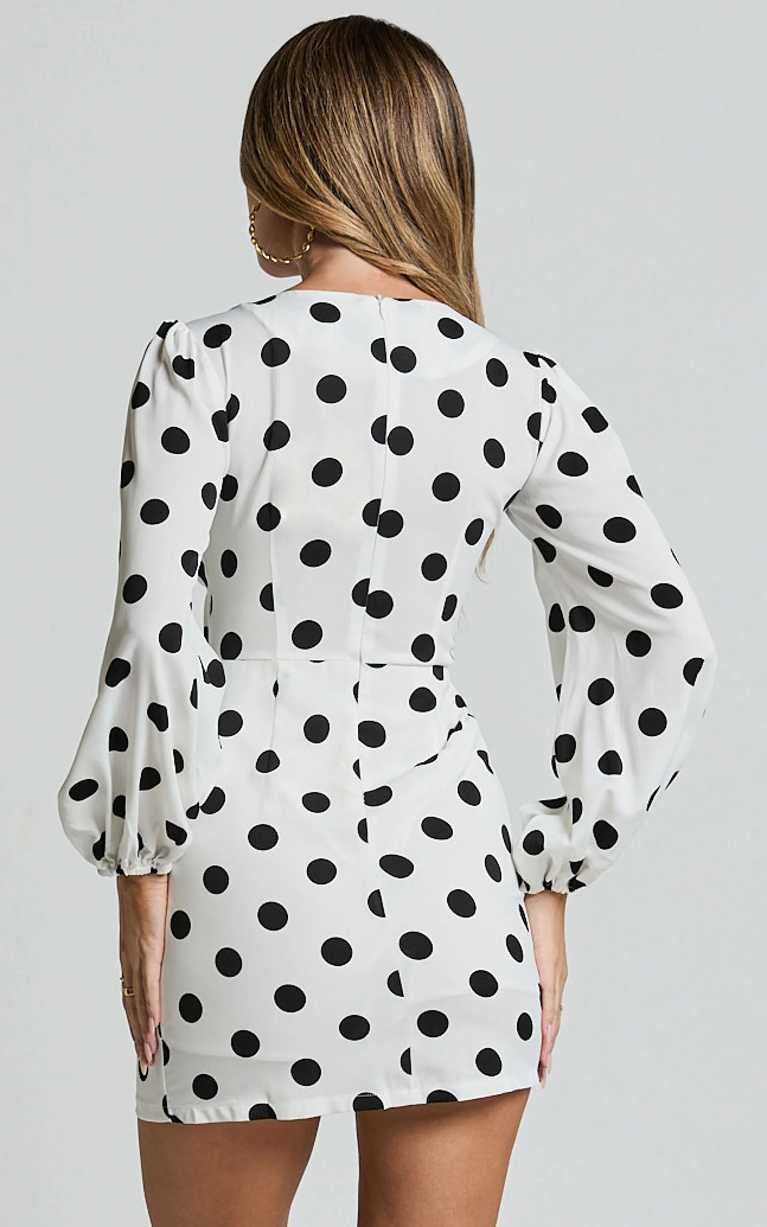 Robyn Mini Dress - Long Balloon Sleeve Plunge Neck Mini Dress in Black Spot