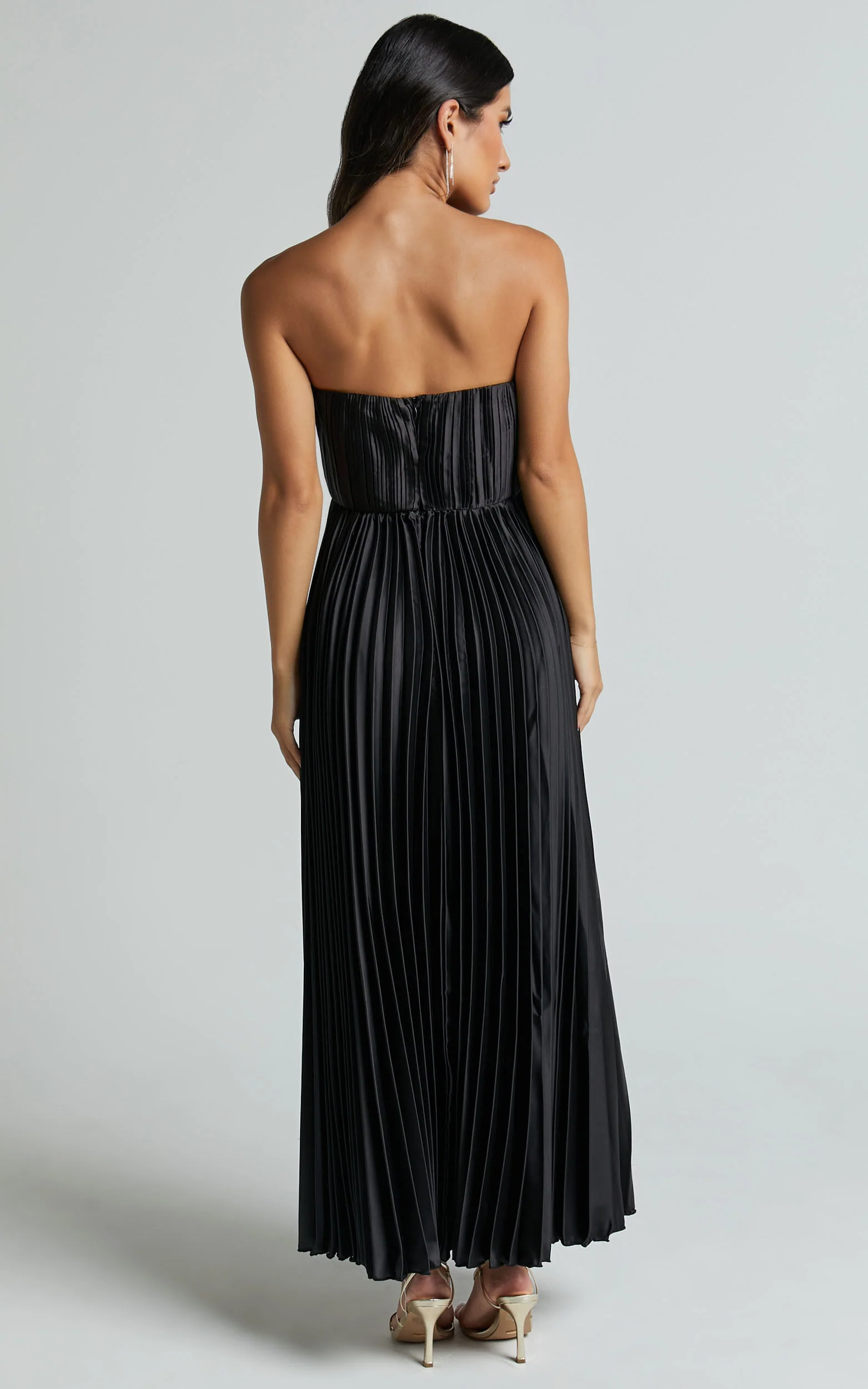 Heidi Midi Dress - Strapless Twist Bust Detail Pleated Midi Dress in Black