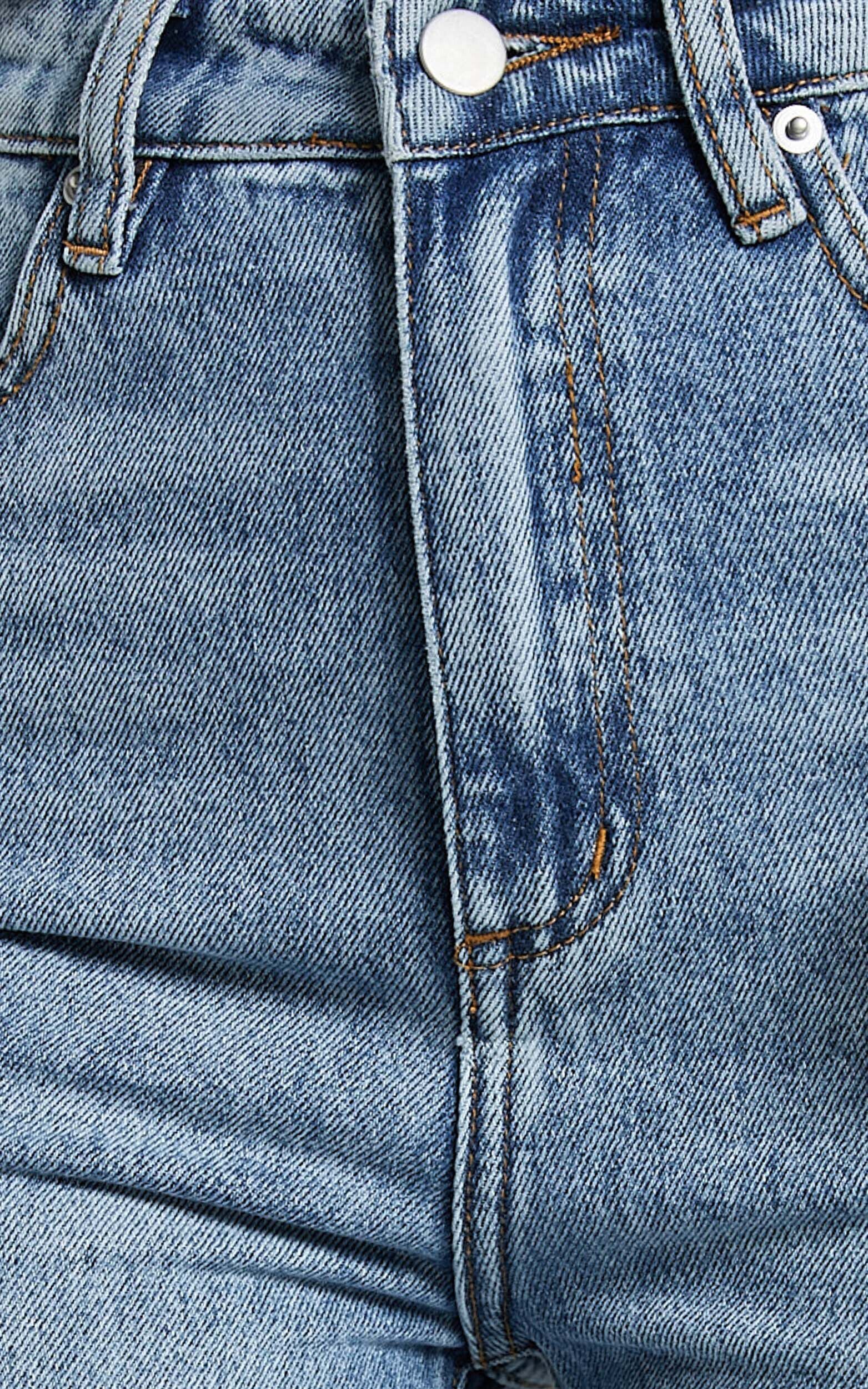 Billie Jeans - High Waisted Recycled Cotton Mom Denim Jeans in Mid Blue Wash