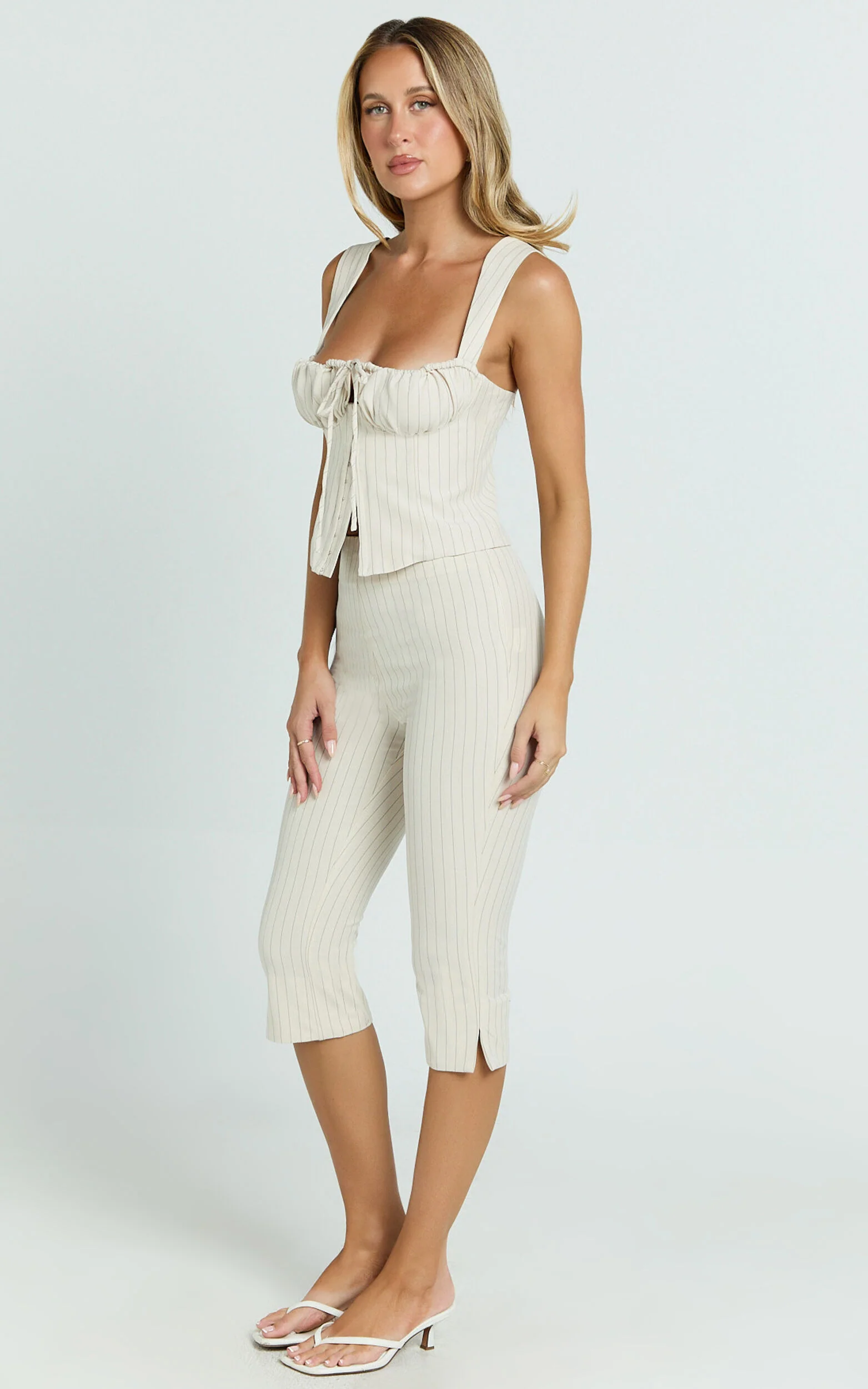 Susannah Pants - Pinstripe Fitted Split Leg Capri Pants in Cream