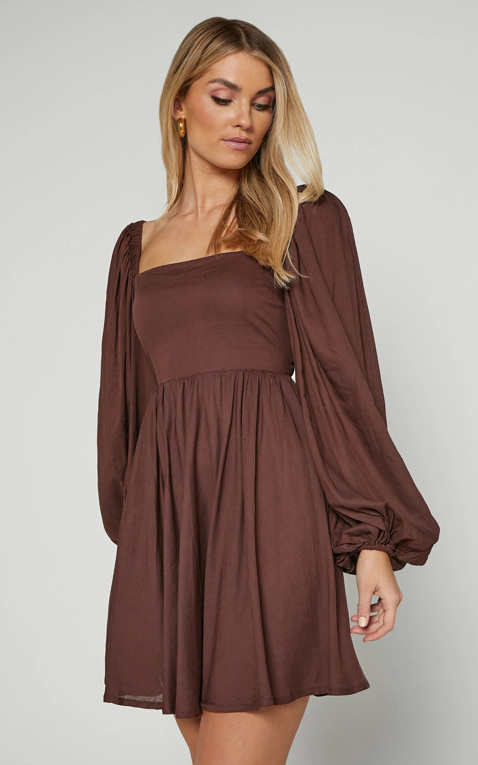 Alessandra Mini Dress - Linen Puff Sleeves Dress in Chocolate