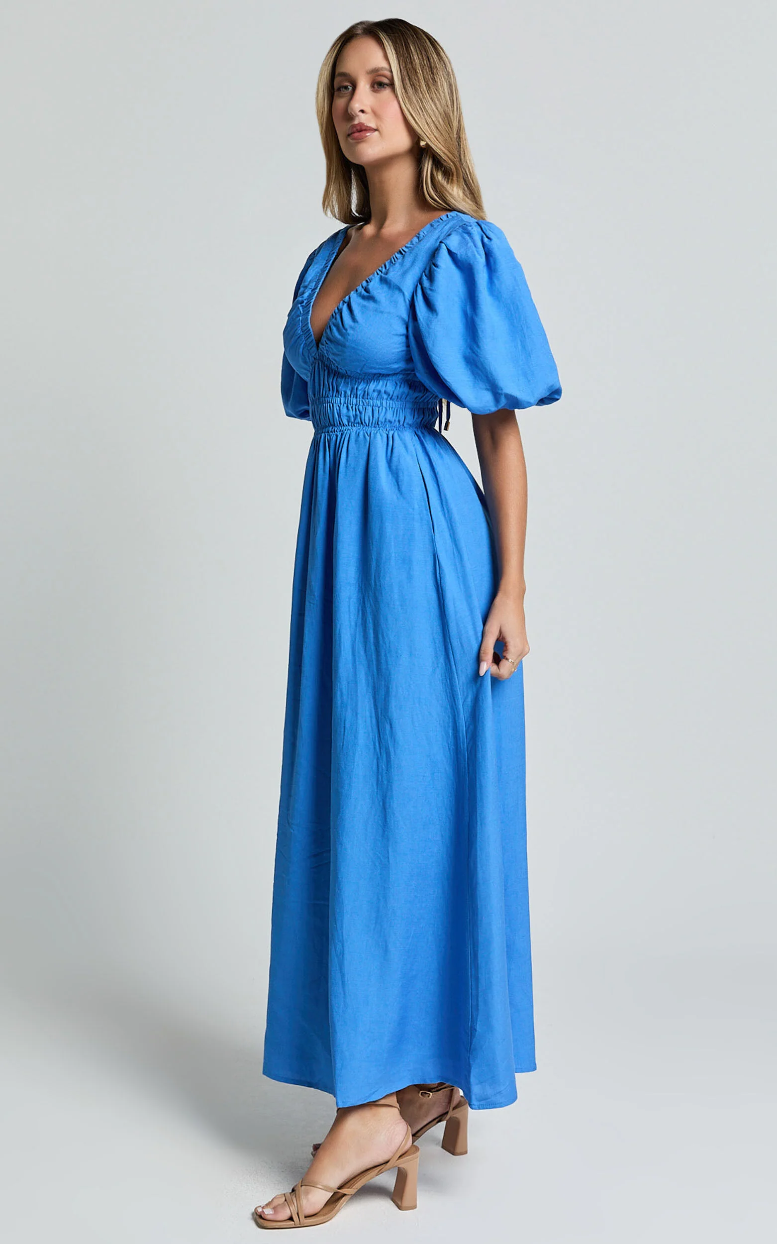 Amalie The Label - Khaila Linen Blend Plunge Puff Sleeve Midi Dress in Blue