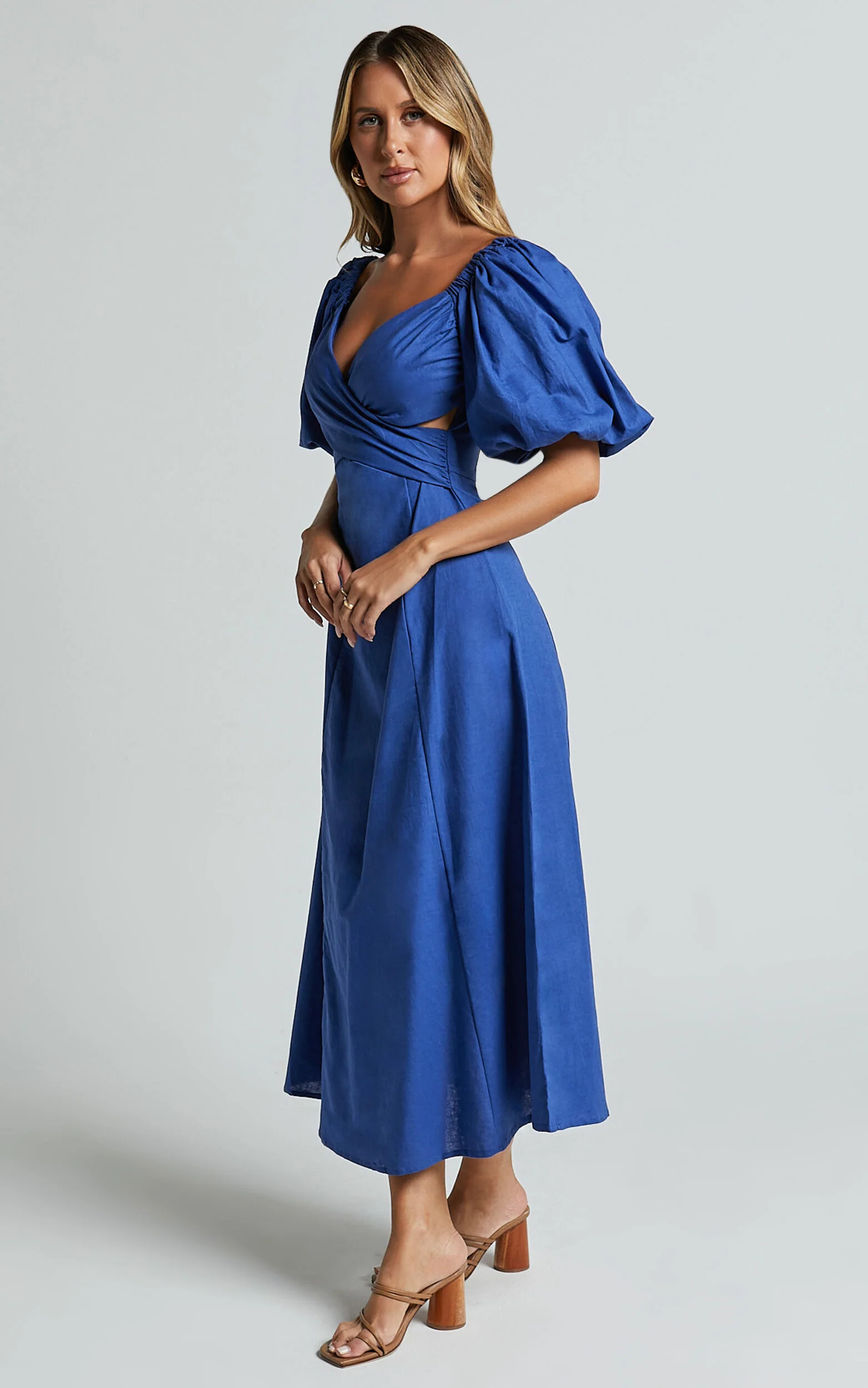 Amalie The Label - Janae Linen Blend Puff Sleeve Cut Out Midi Dress in Blue