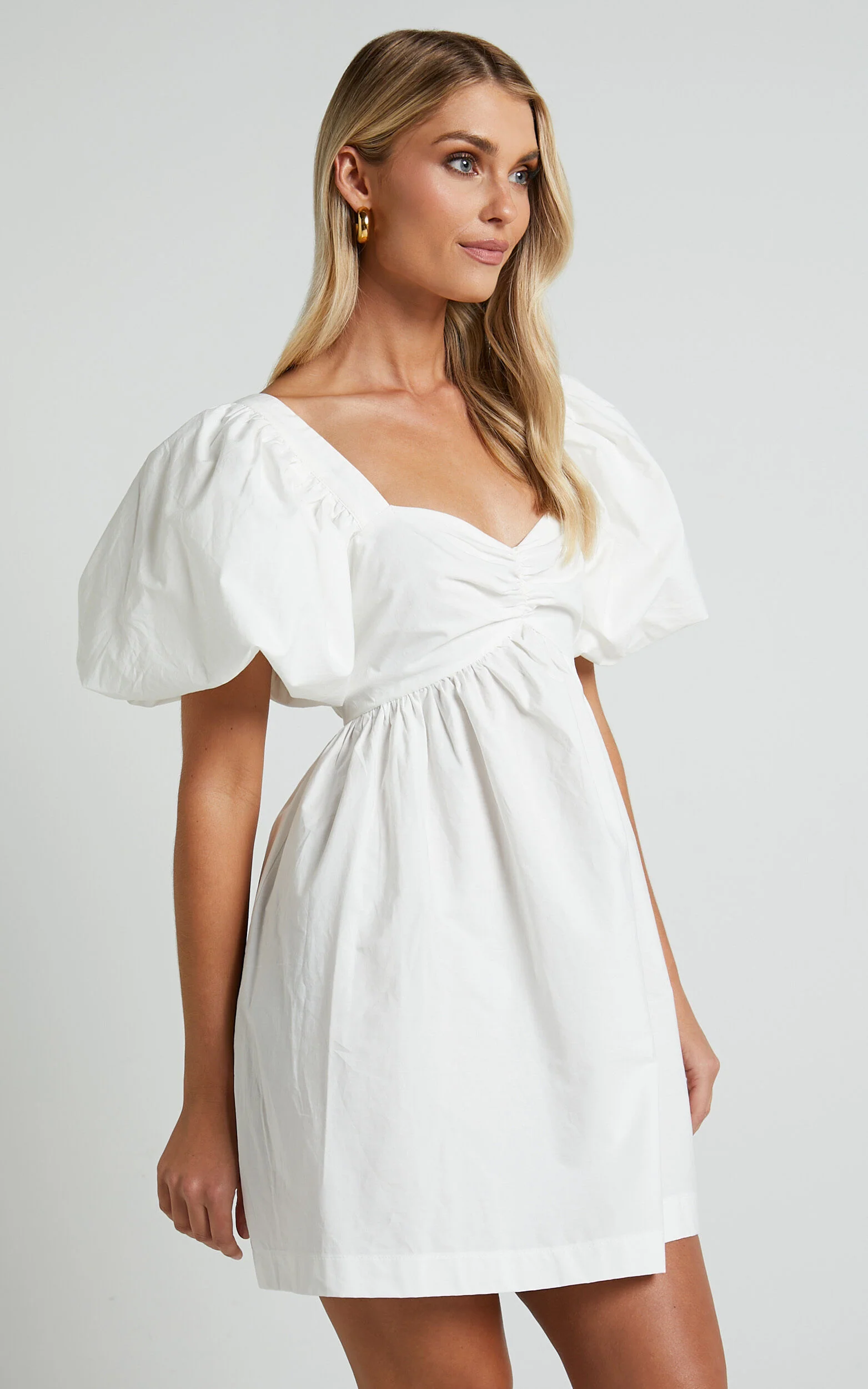 Vashti Mini Dress - Puff Sleeve Sweetheart Dress in Off White