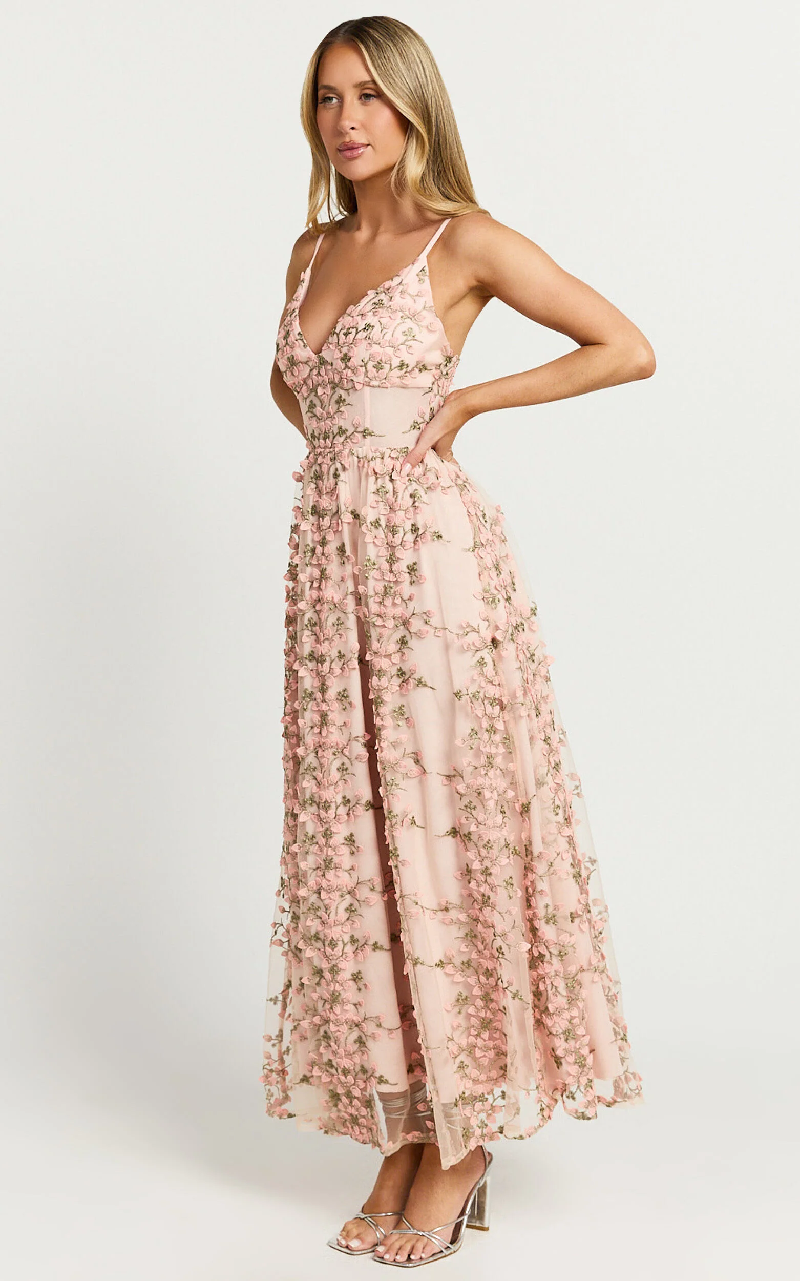 Amalie The Label - Lou V Neck Embroidered Tulle Maxi Dress in Blush