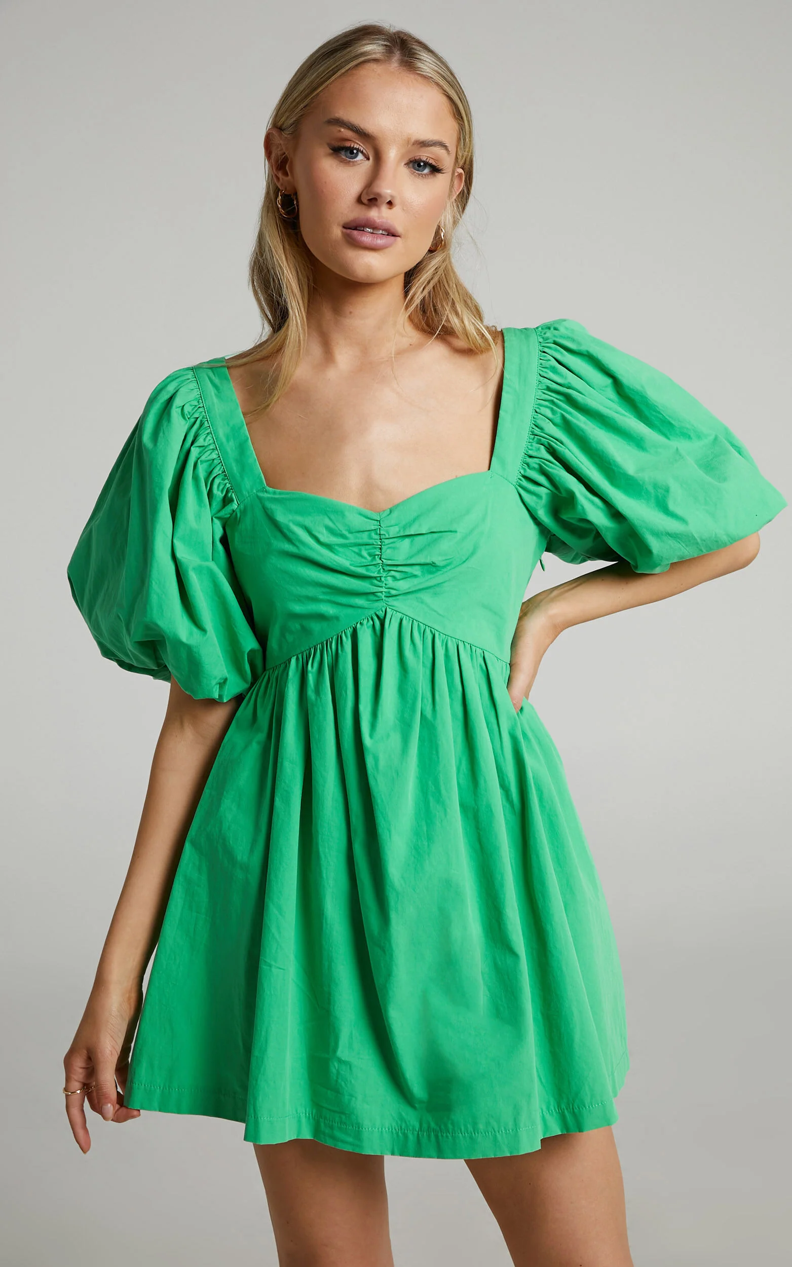 Vashti Mini Dress - Puff Sleeve Sweetheart Dress in Green