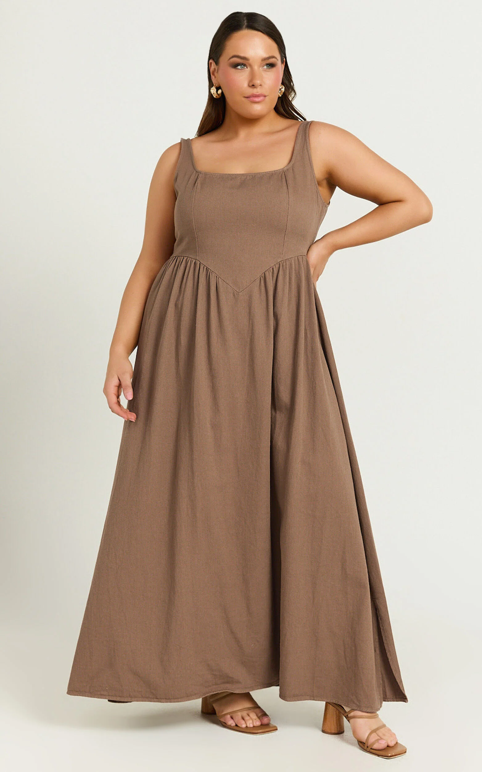 Rhaziya Midi Dress - Sleeveless Straight Neck Fit and Flare Dress in Tobacco