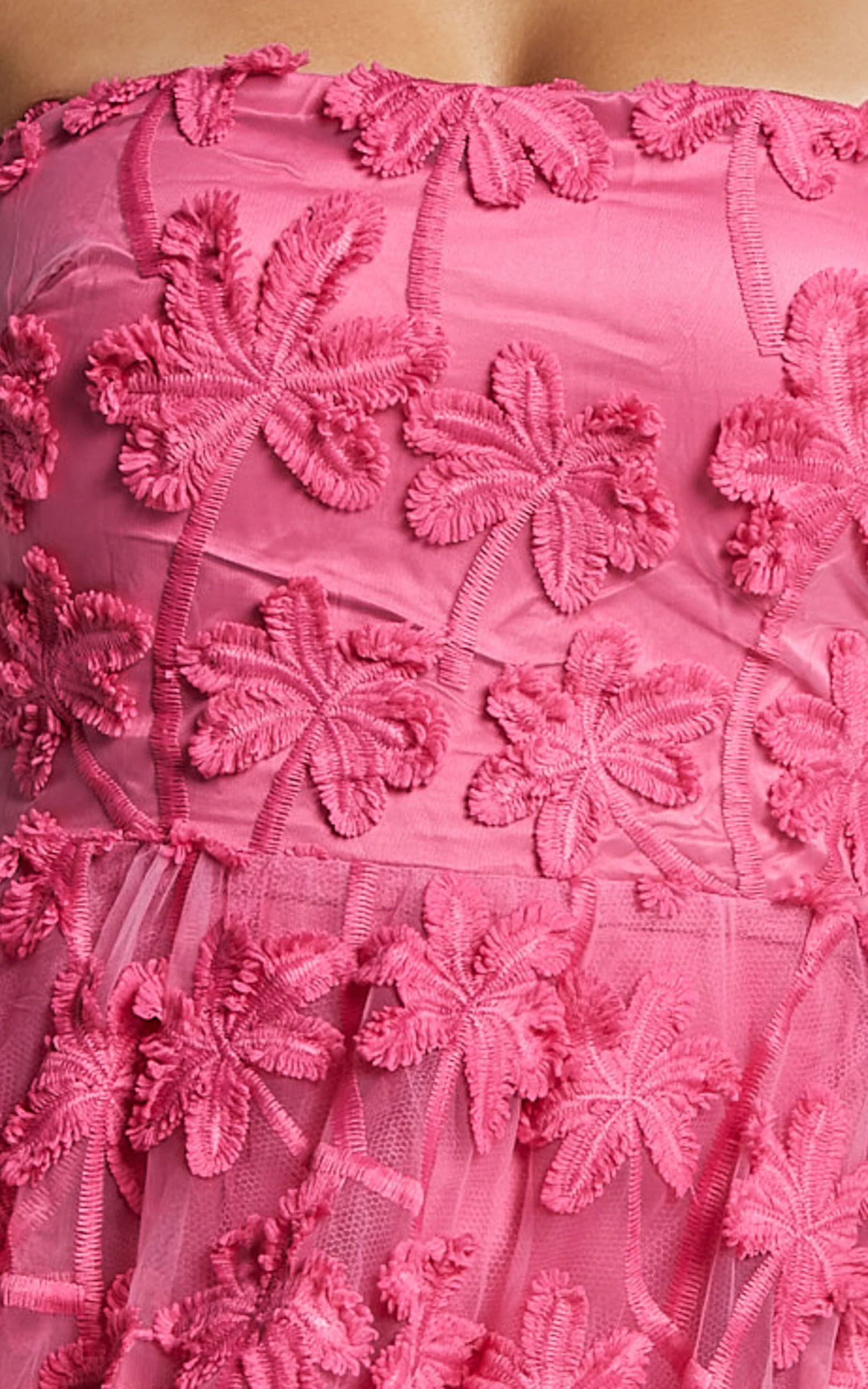 Rheiva Midi Dress - Strapless 3D Embroidery Midi Dress in Pink