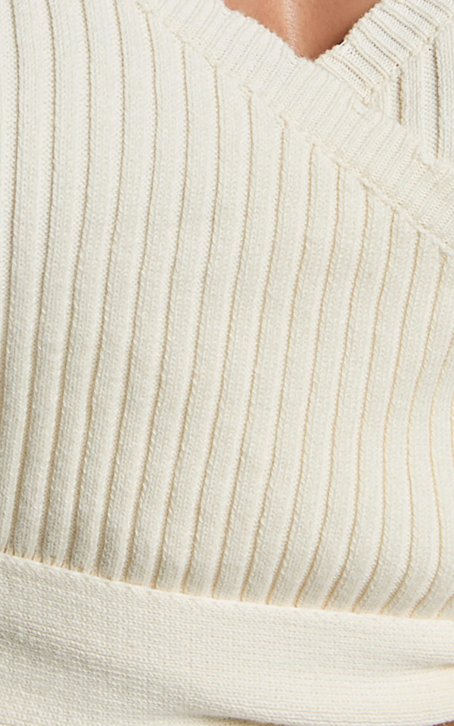 Andreia Midi Dress - Knitted Wrap Long Sleeve Dress in Cream