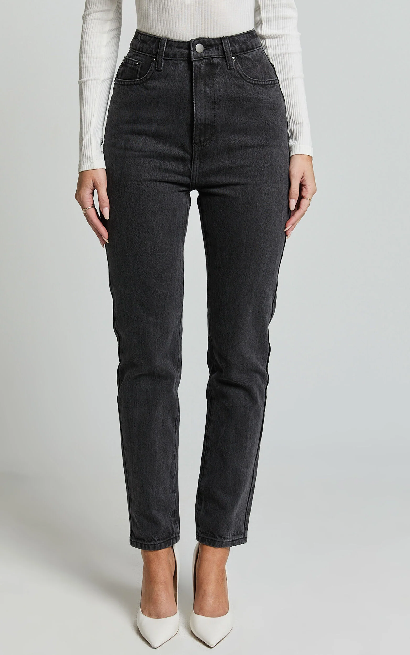 Billie Jeans - High Waisted Recycled Cotton Mom Denim Jeans in Washed Black