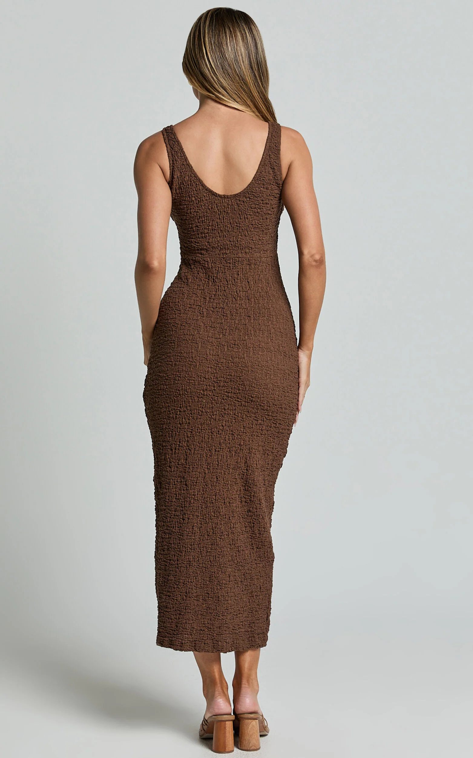 Novida Midi Dress - Textured Bodycon Dress in Chocolate