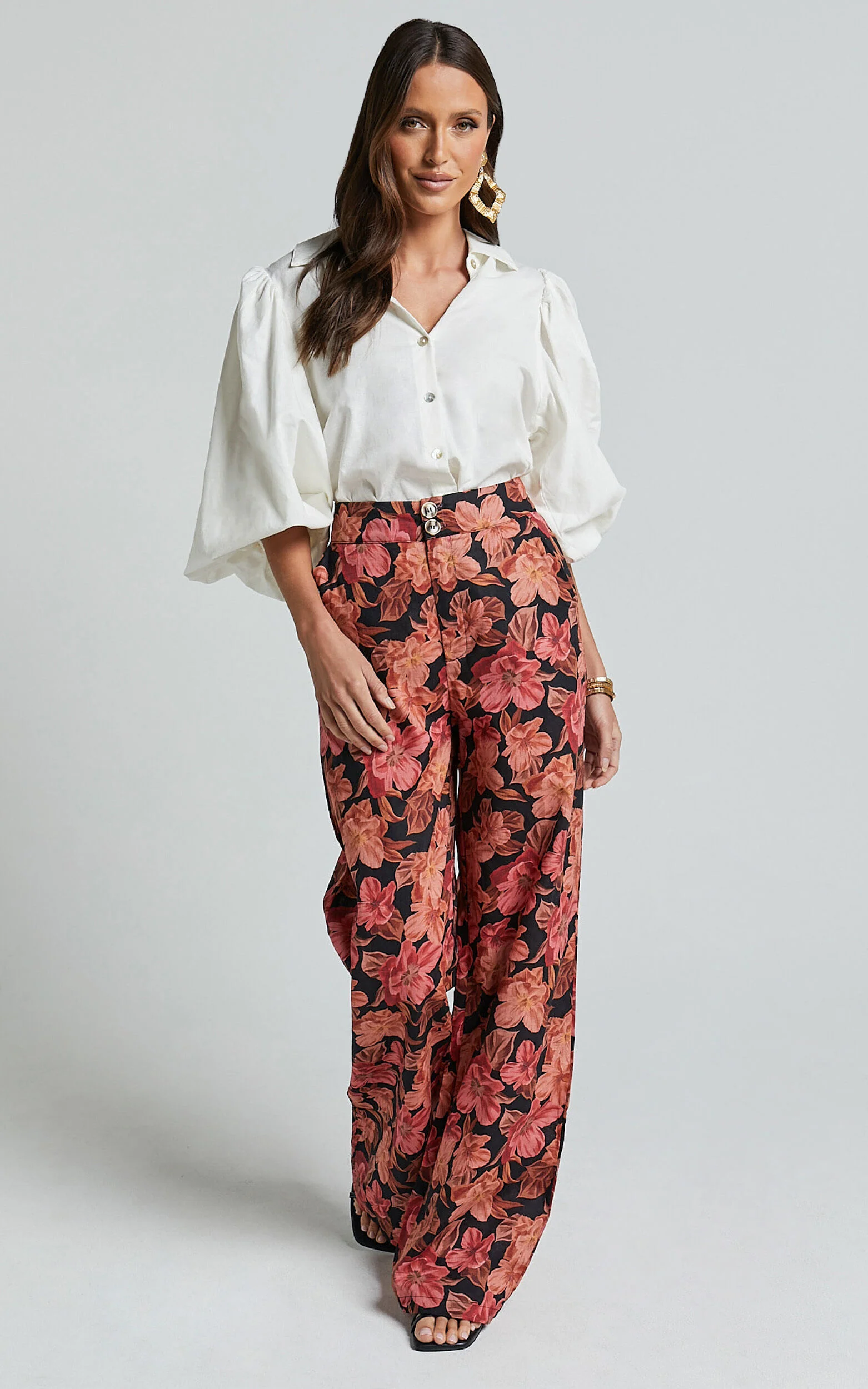 Amalie The Label - Rosabel Linen Blend High Waisted Wide Leg Pants in Atalie Print
