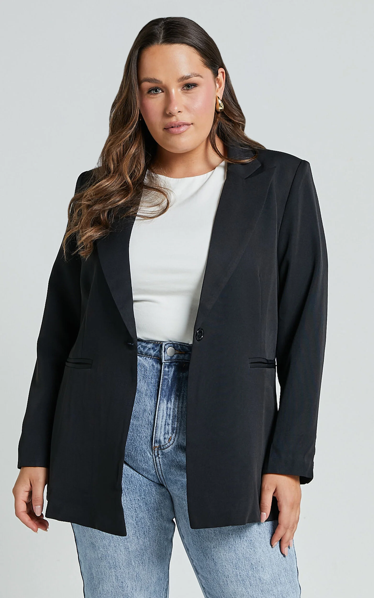 Hermie Blazer - Single Breasted Blazer in Black