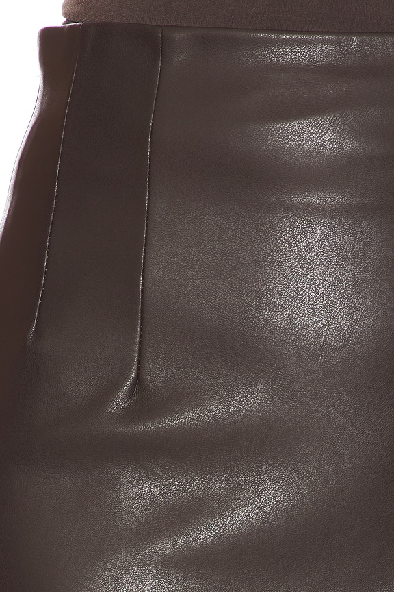 Leather Hi-waist Curve Skirt