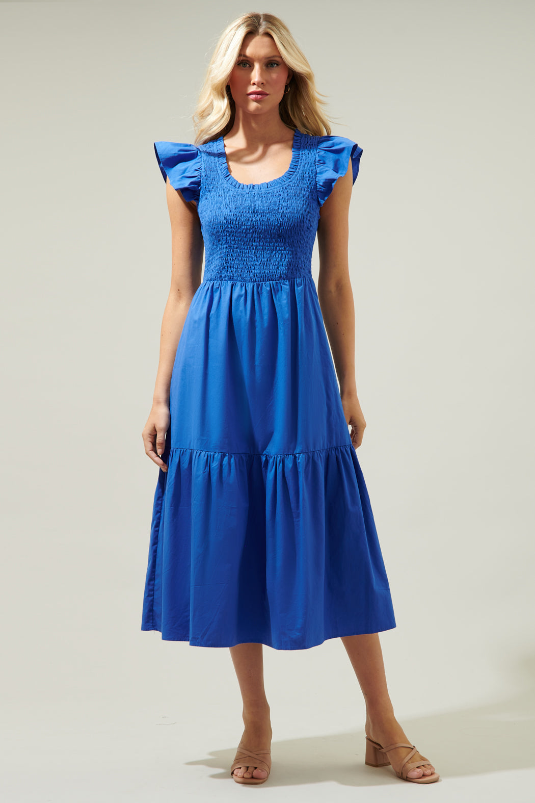 Cute Dresses, Women’s Clothes, Seamless Tops | Gibila