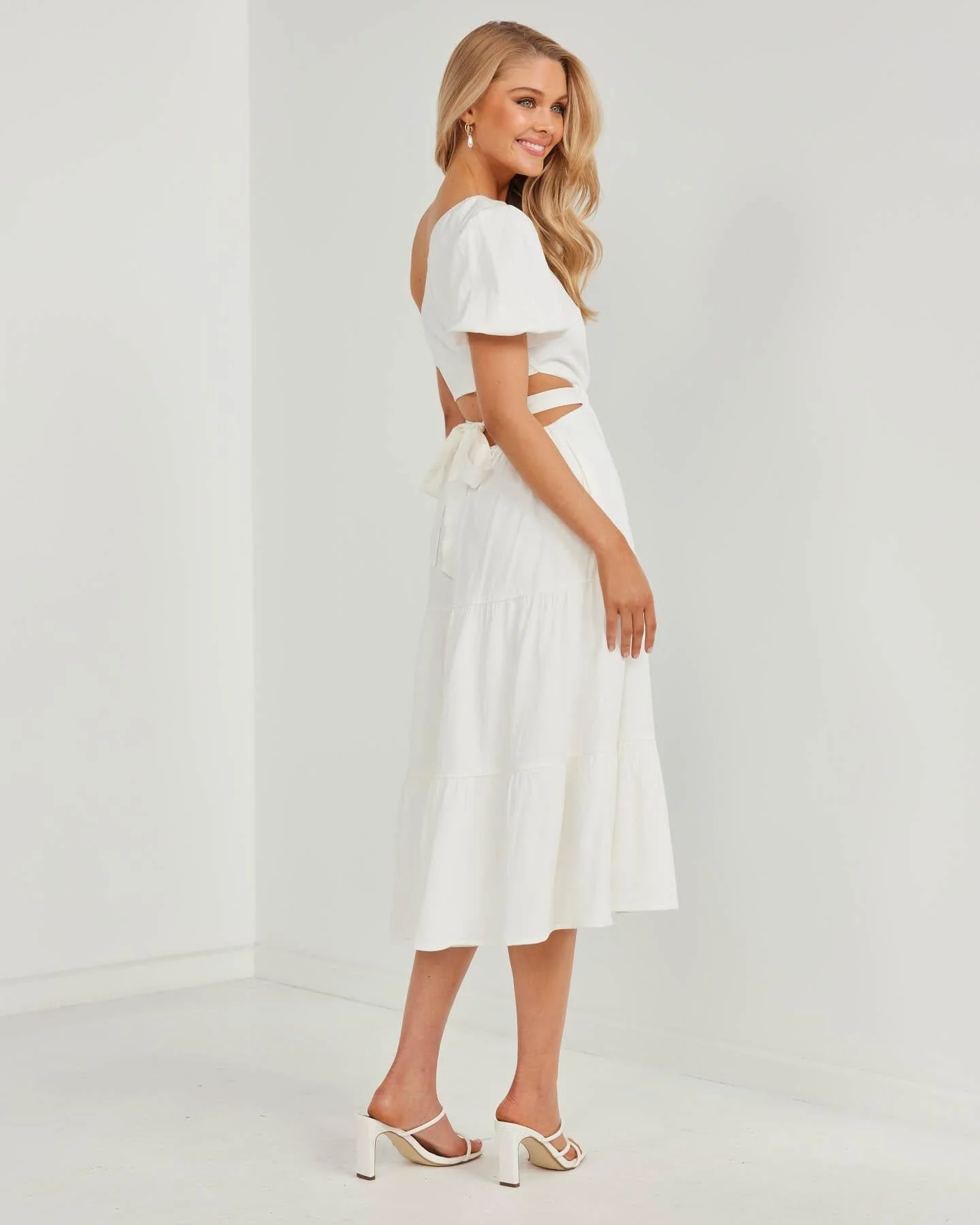 Uberta Dress-White