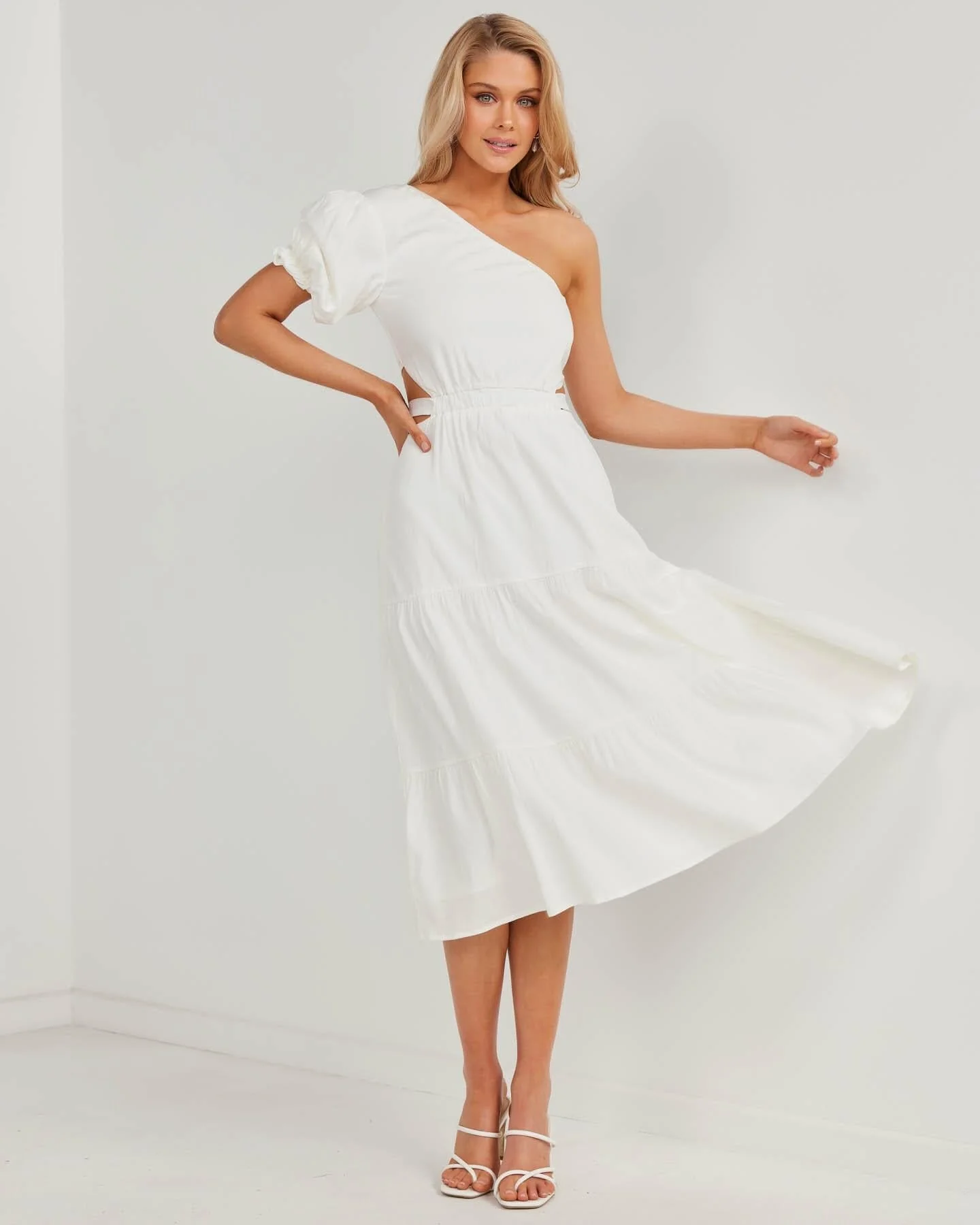 Uberta Dress-White
