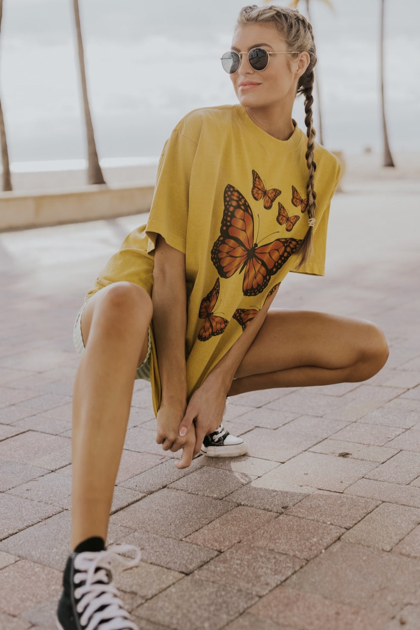 Butterfly Kisses Graphic Tee