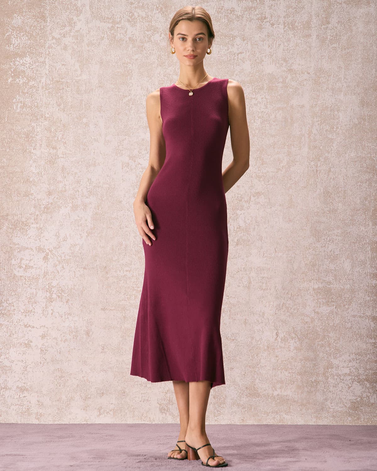 The Burgundy Round Neck Sweater Maxi Dress