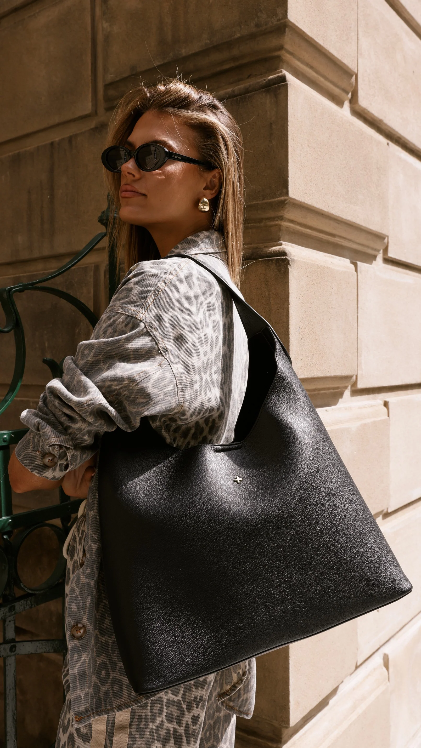 Duke Hobo Bag - Black PU