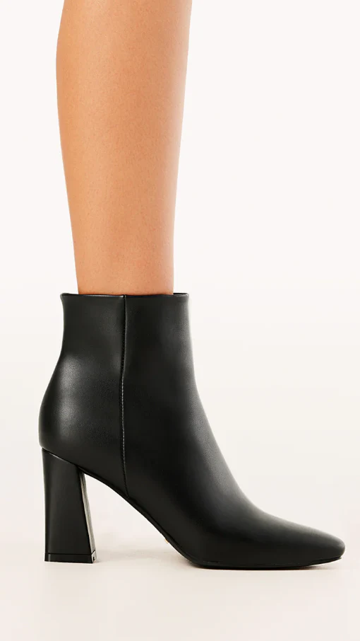 Indeera Boots - Black