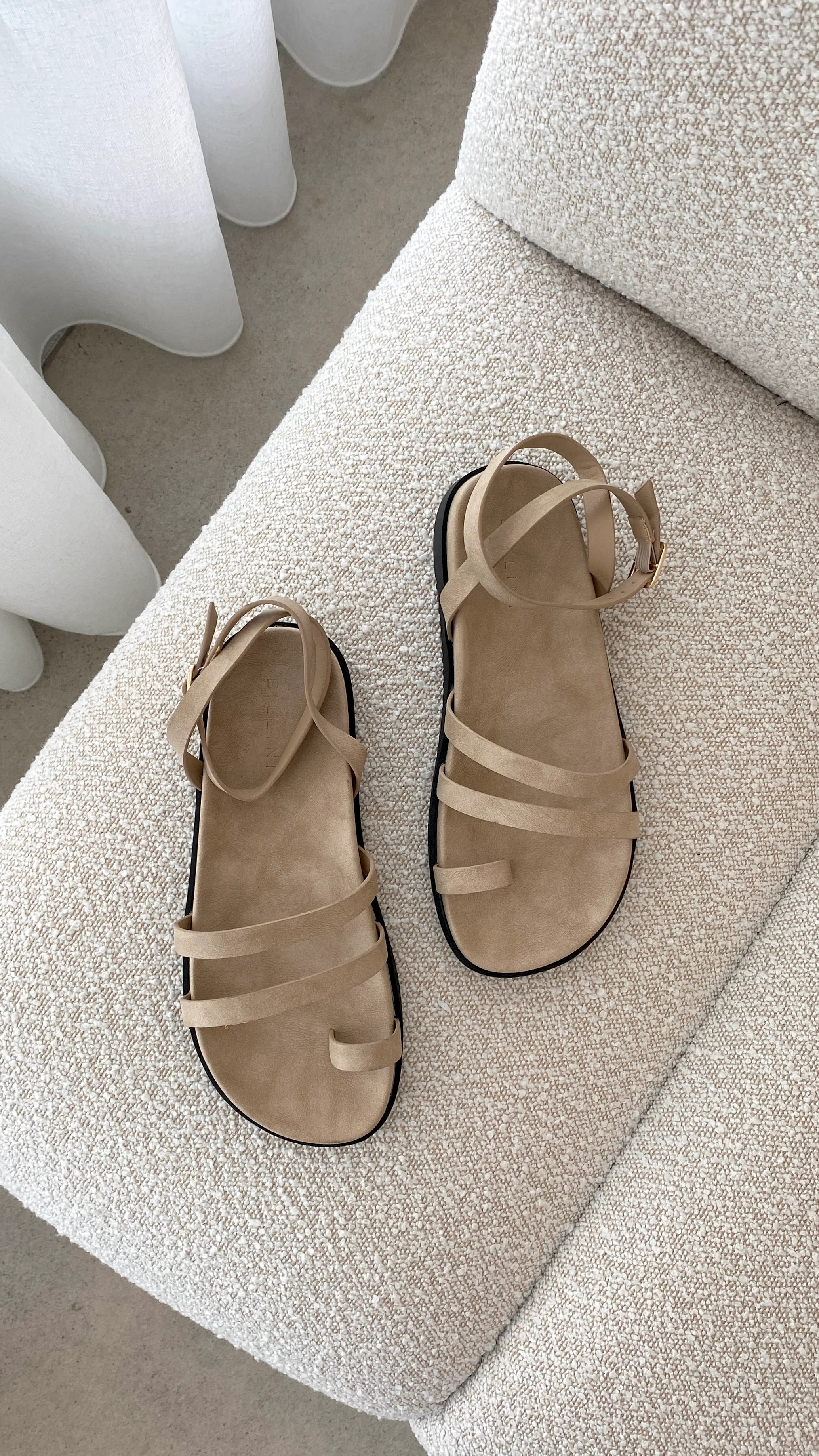 Astrid Sandal - Taupe Nubuck