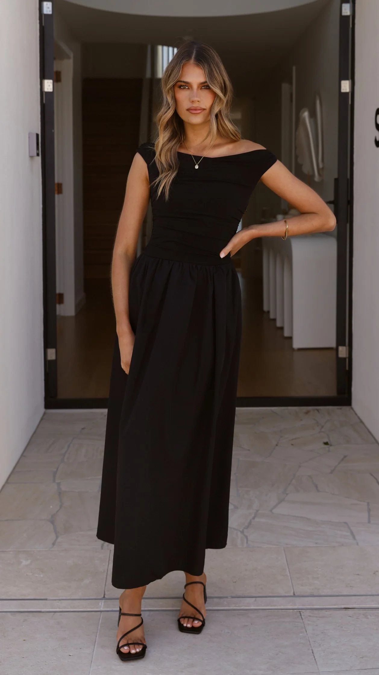 Immy Midi Dress - Black