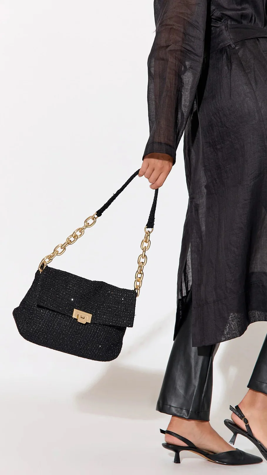 Fion Boucle Chain Strap Handbag - Black