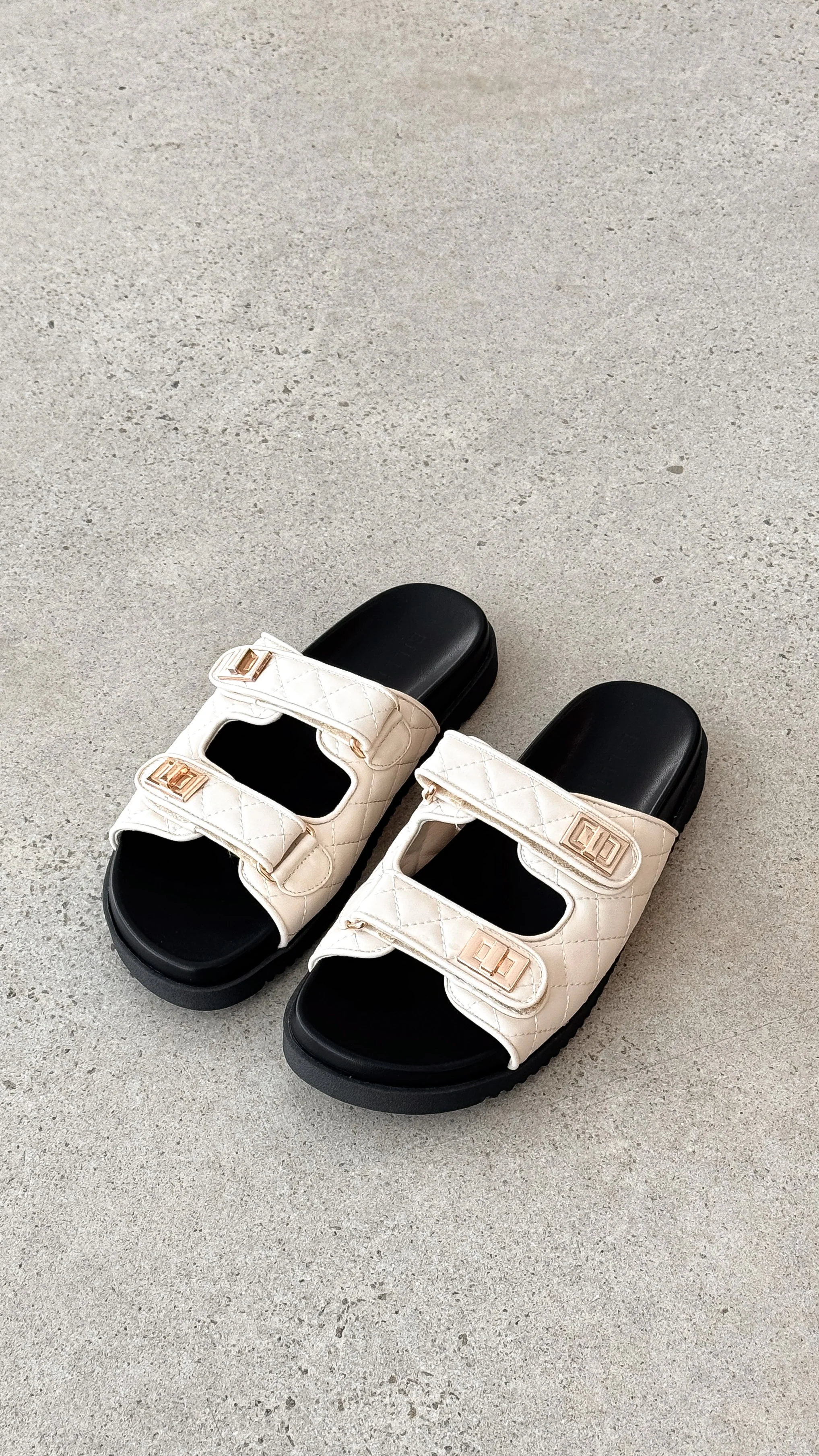 Ailee Sandal - Bone / Black