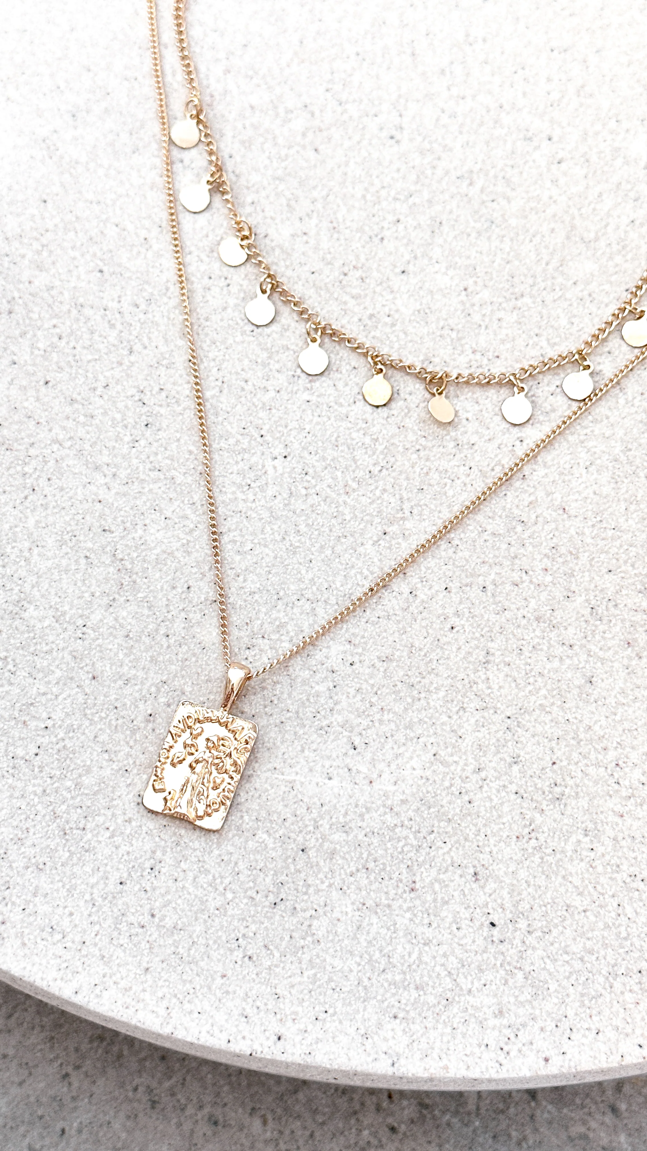 Alice Pendant Necklace - Gold