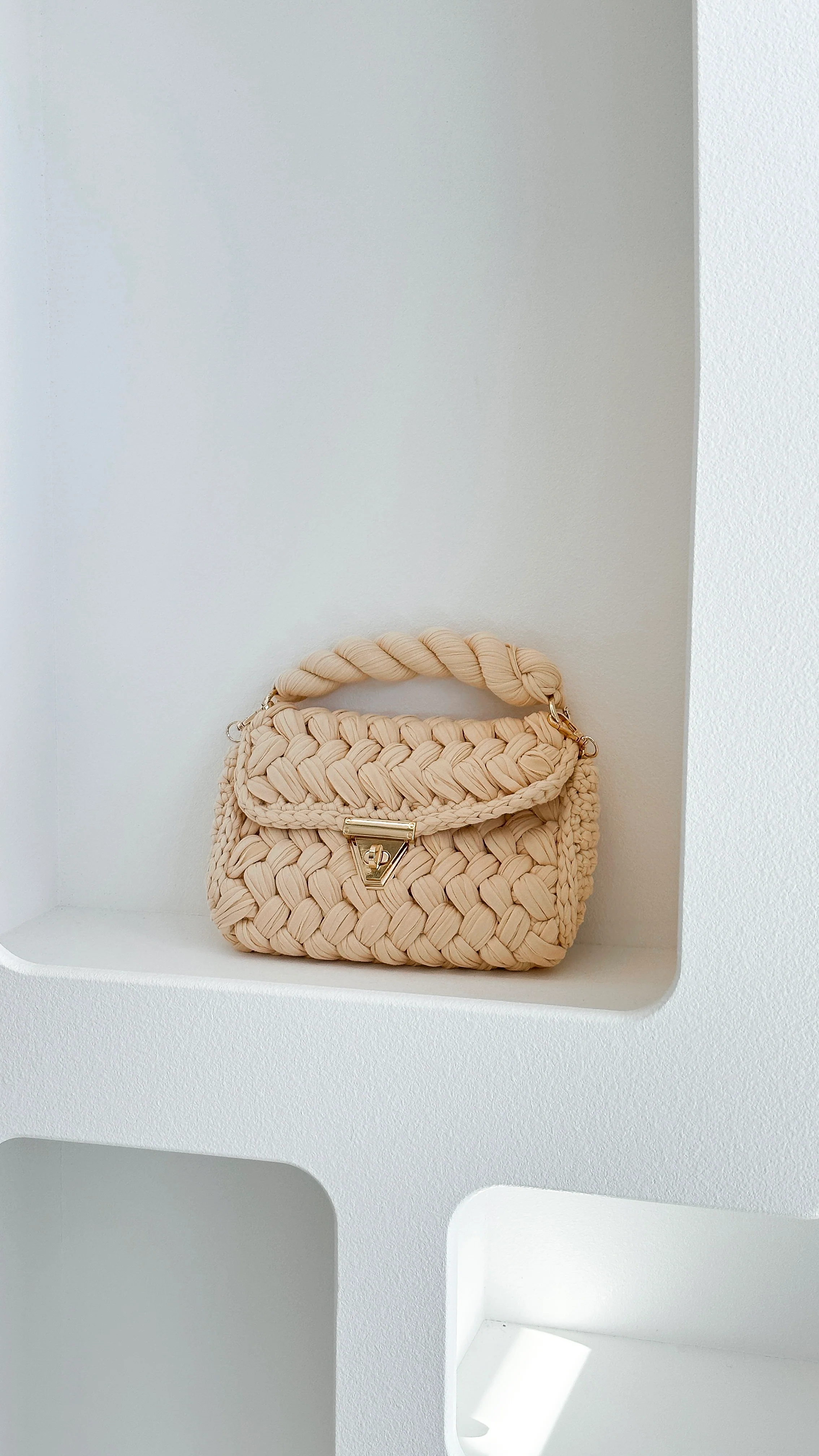 Annabel Chunky Plaited Handbag - Cream