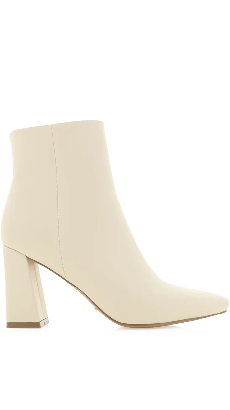 Indeera Boots - Bone
