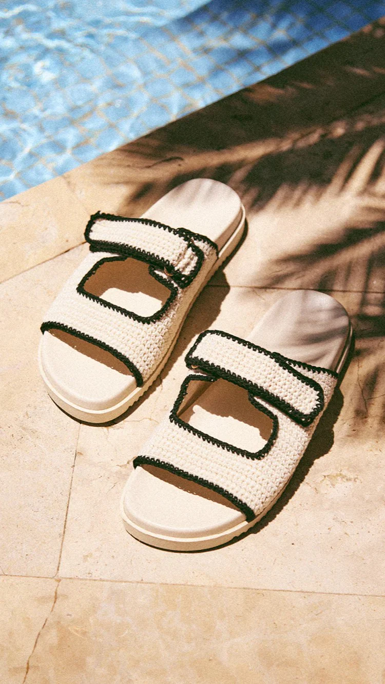 Abbot Sandals - White / Black Contrast