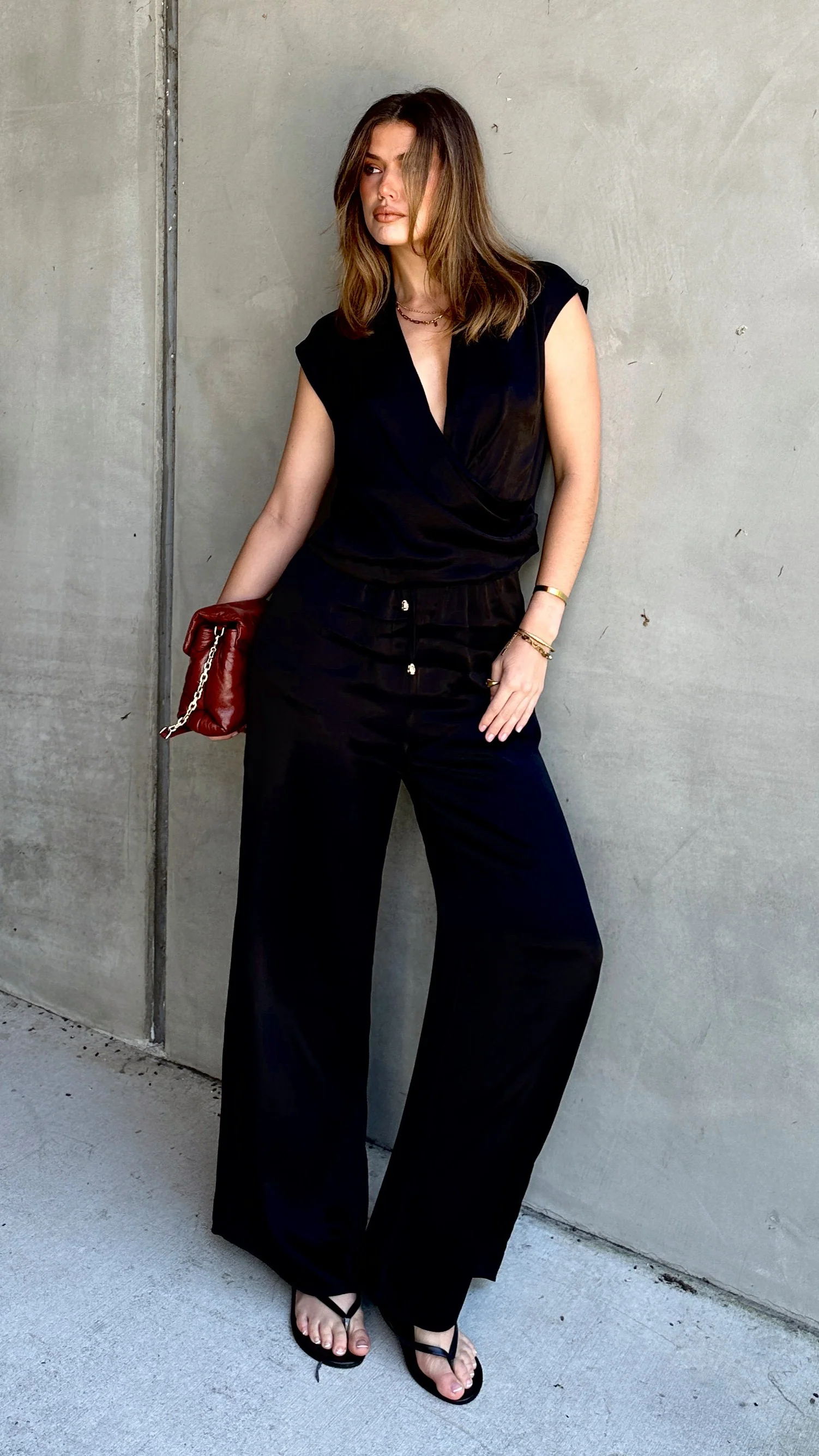 Brylee V Neck Top - Black