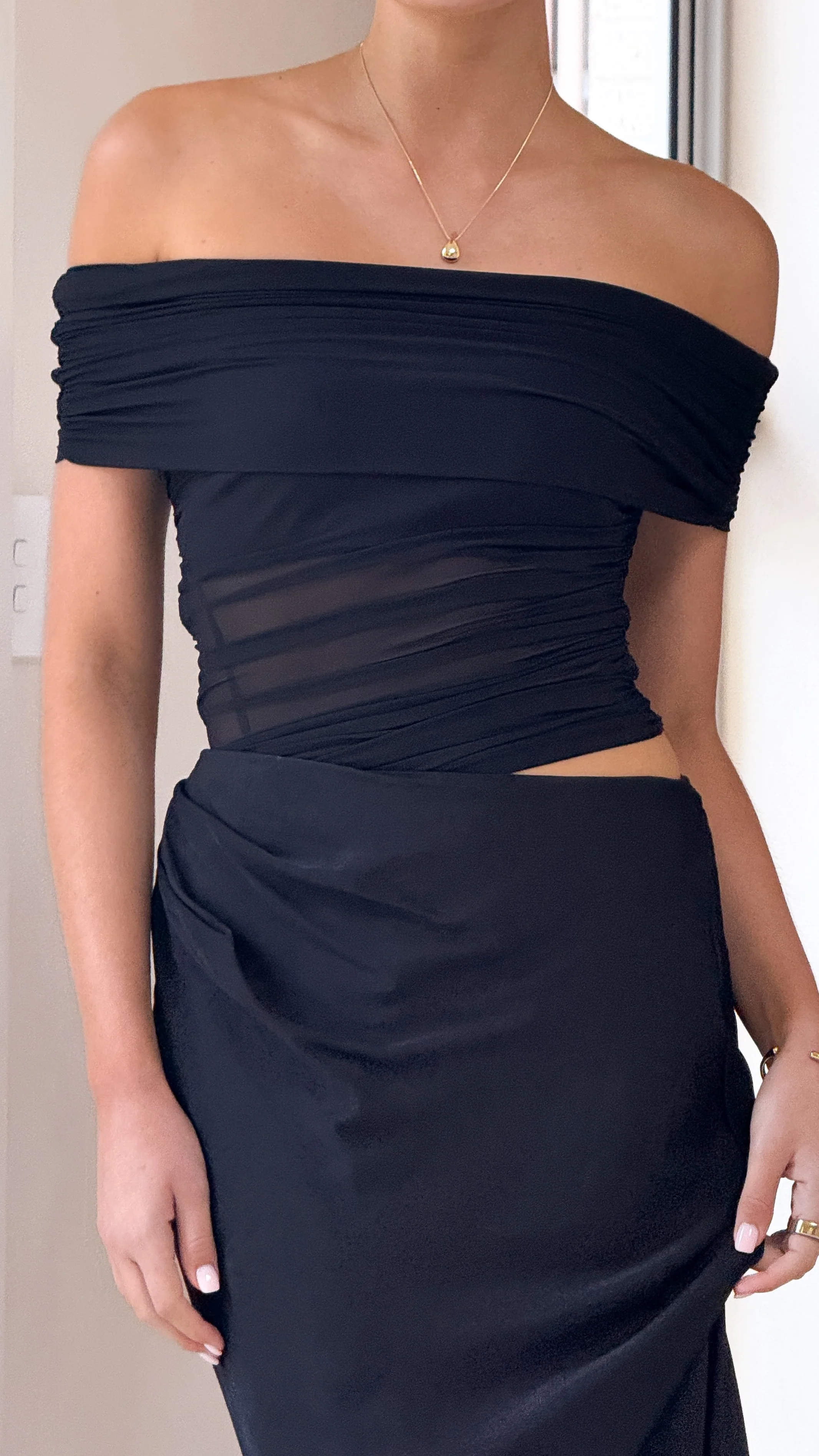 Daena Off Shoulder Maxi Dress - Black