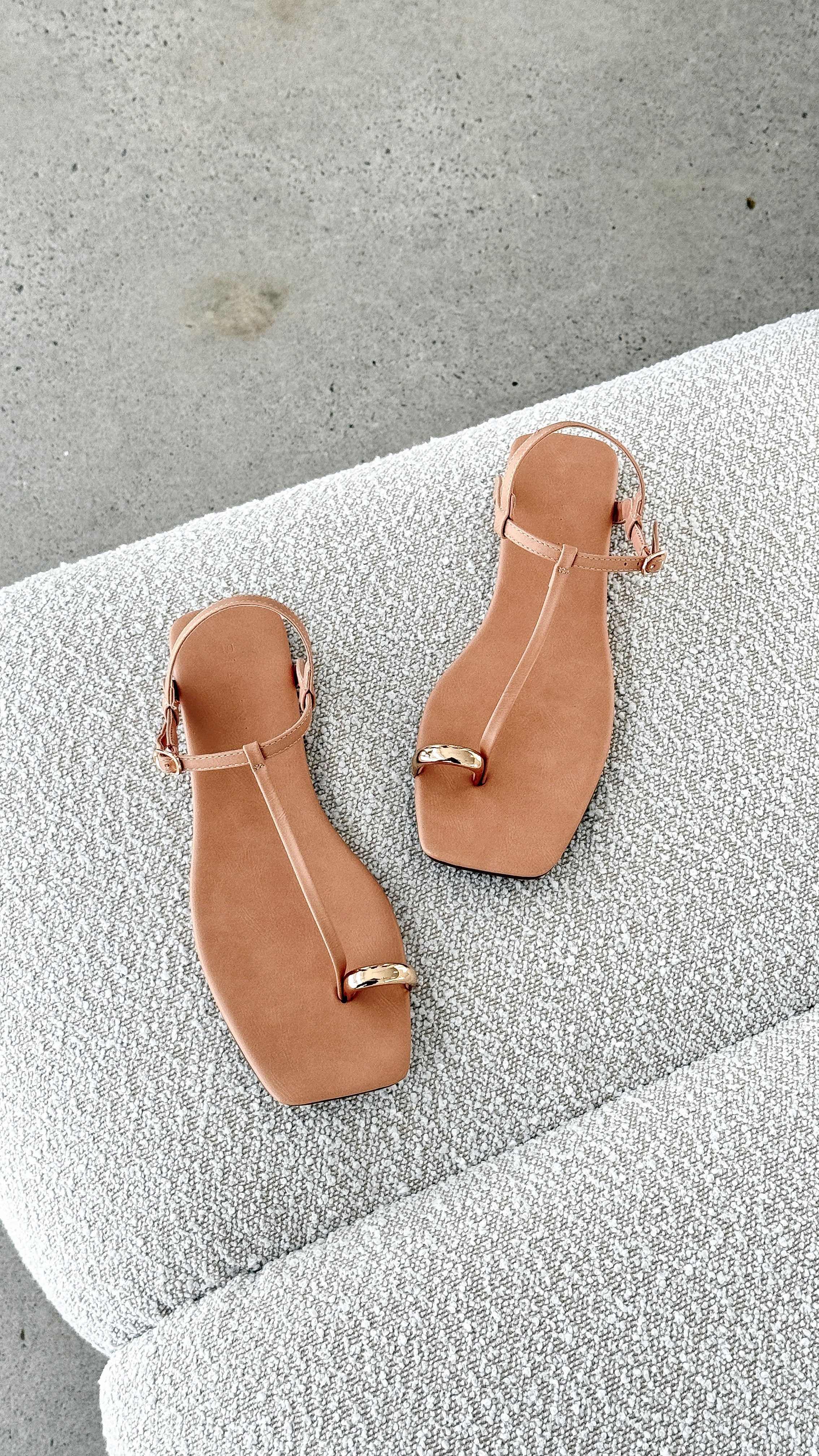 Elodia Sandal - Desert