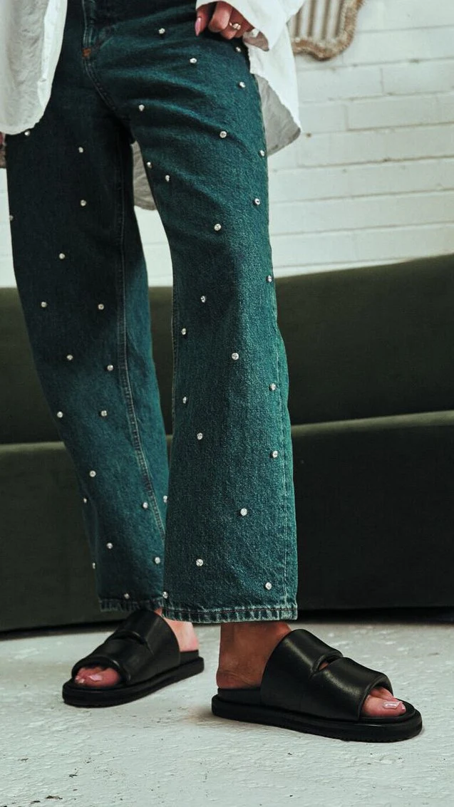 Alias Mae Dawn Slide - Black Leather