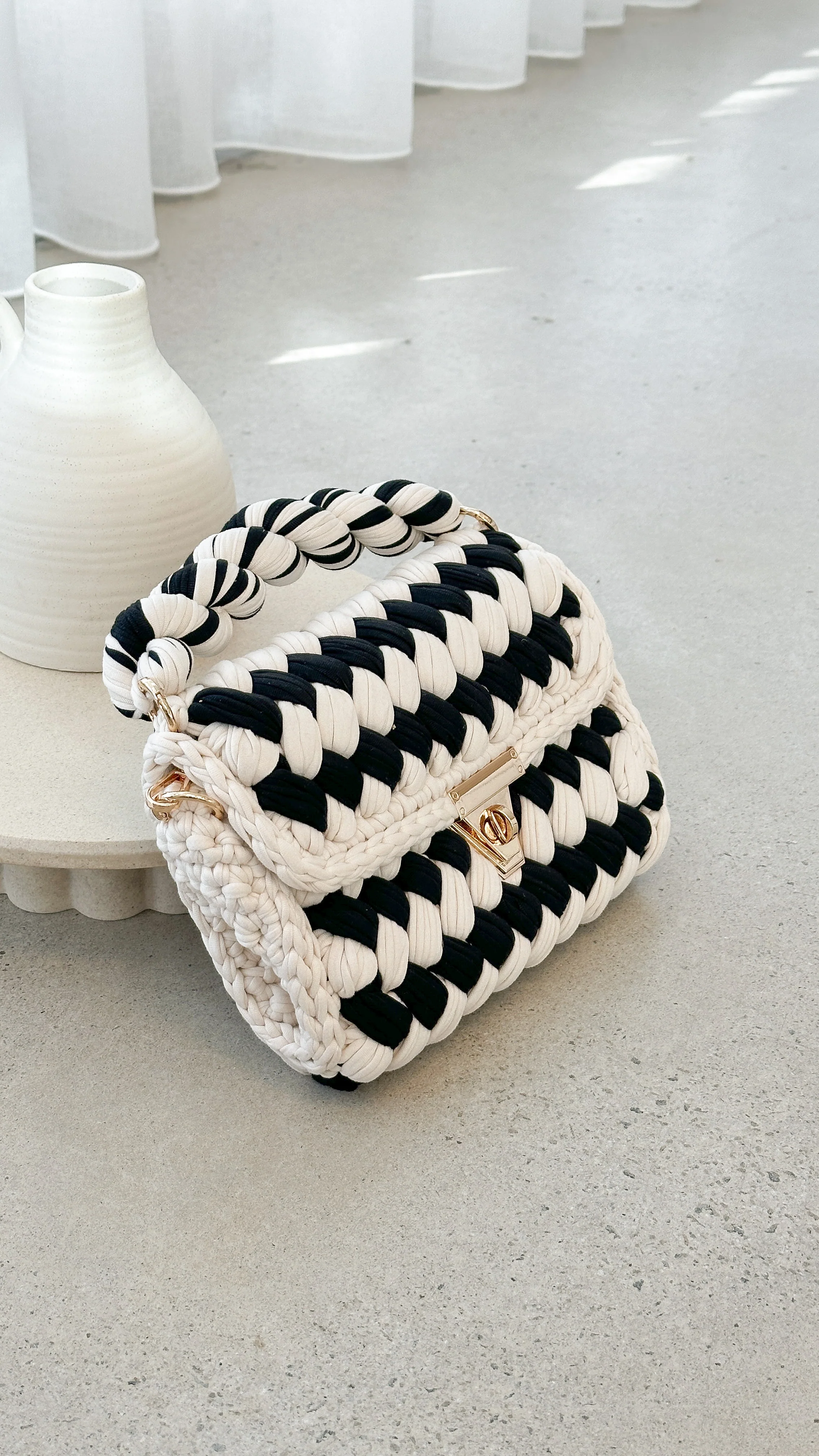 Annabel Chunky Plaited Handbag - Cream/Black