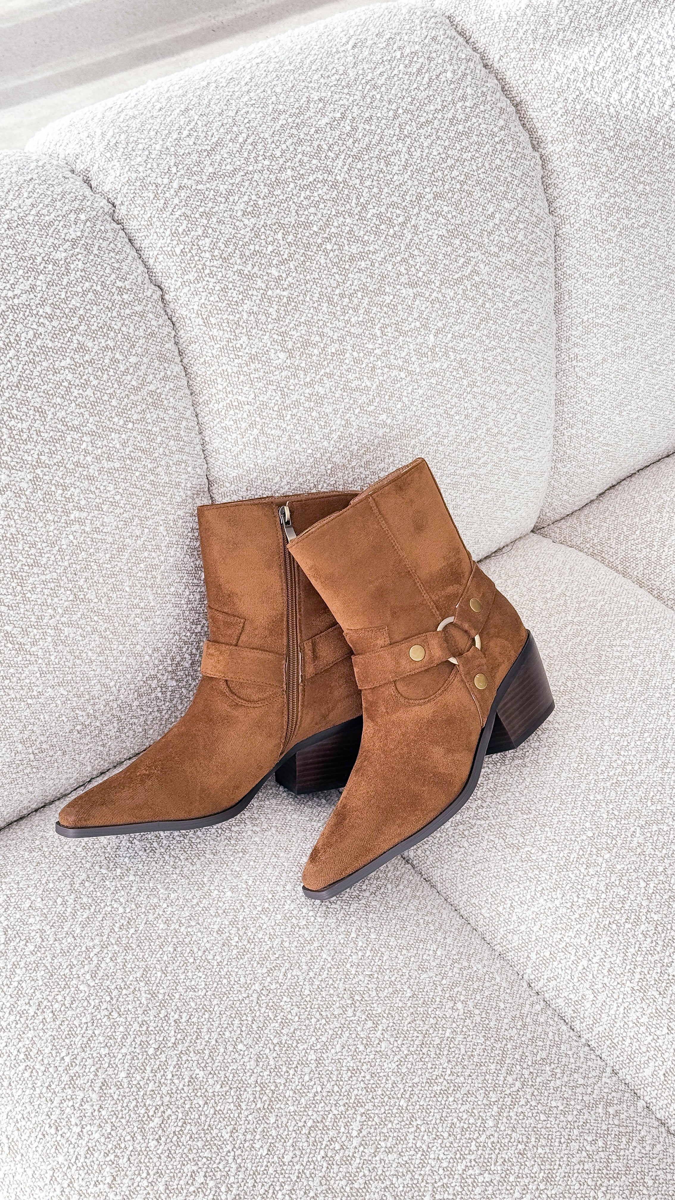 Lakota Boots - Cocoa Suede